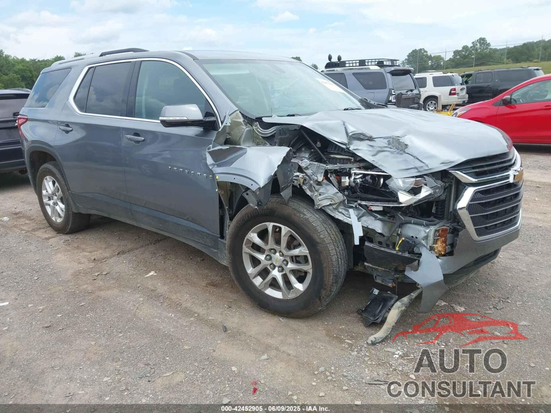 CHEVROLET TRAVERSE 2018 - 1GNEVGKW7JJ108930