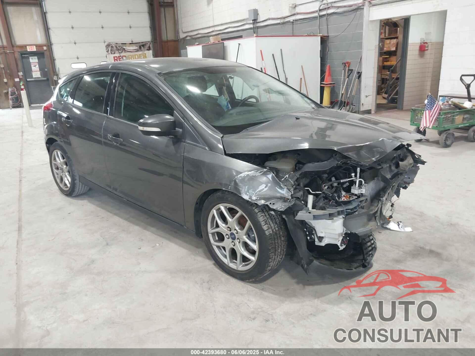 FORD FOCUS 2015 - 1FADP3K23FL209498