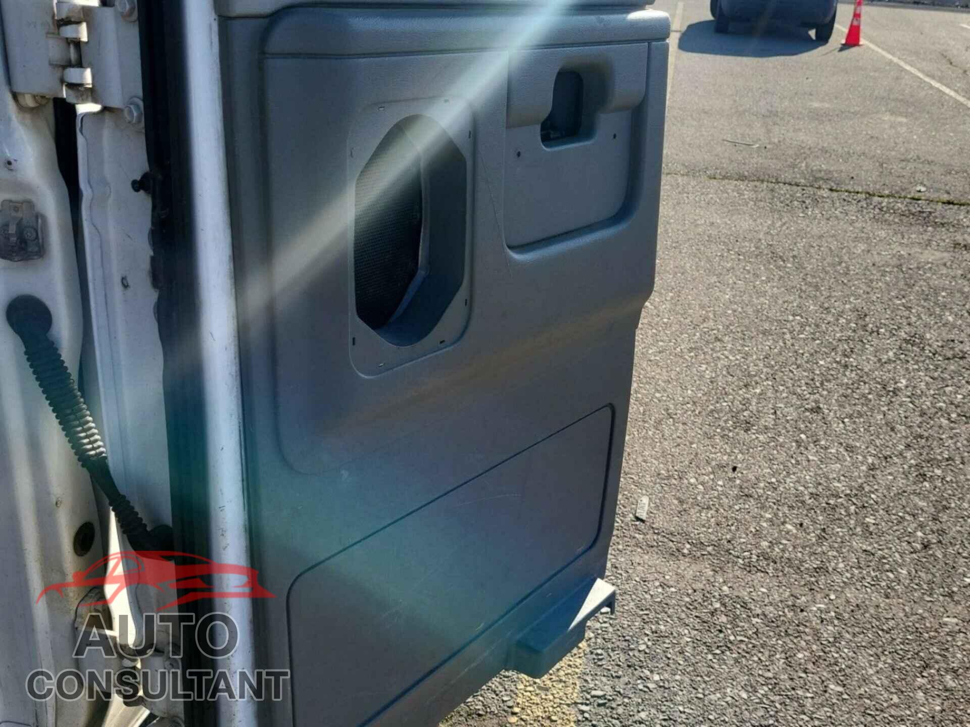 FORD ECONOLINE 2014 - 1FBSS3BL8EDB03764
