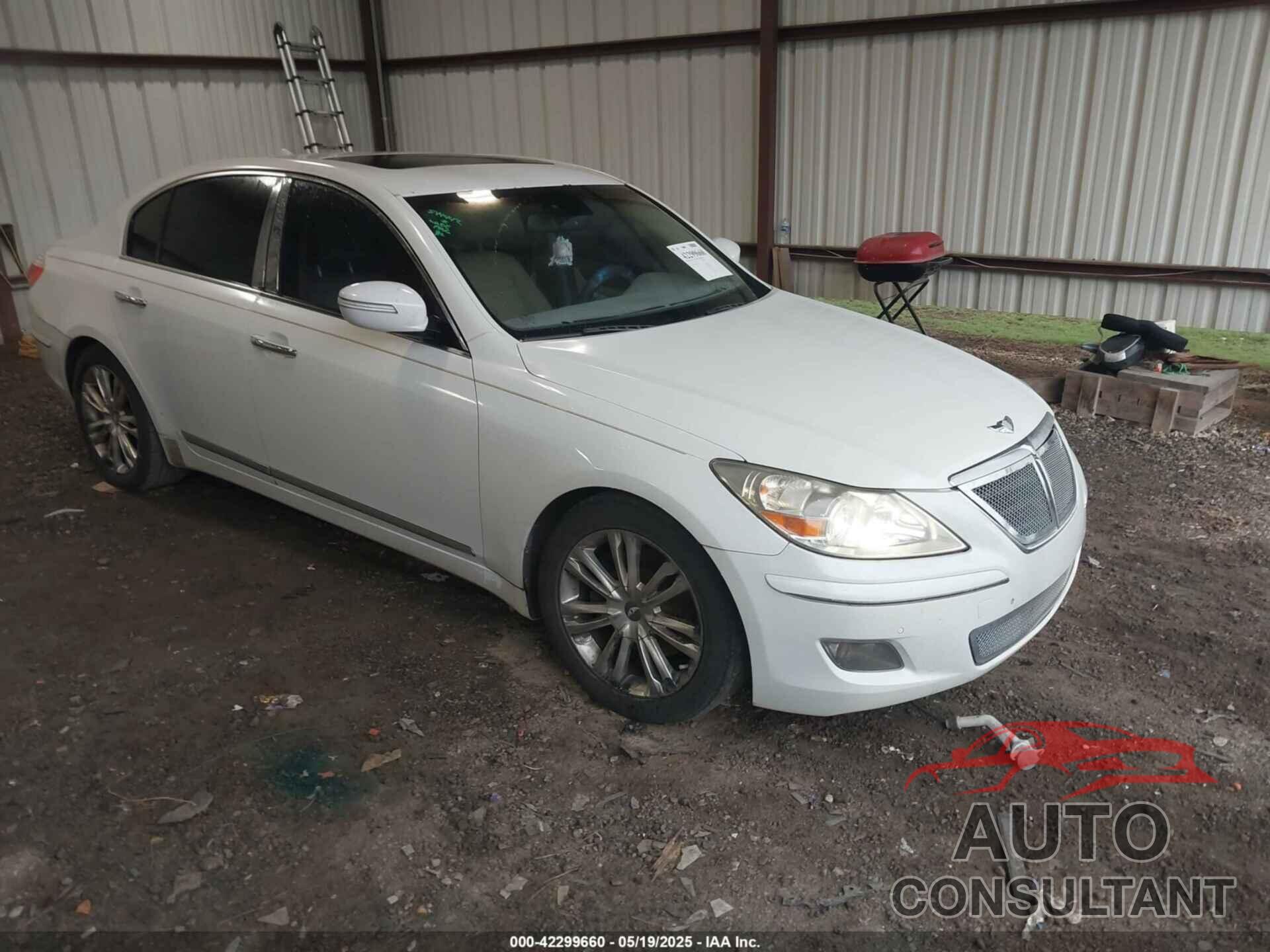 HYUNDAI GENESIS 2010 - KMHGC4DF9AU109669
