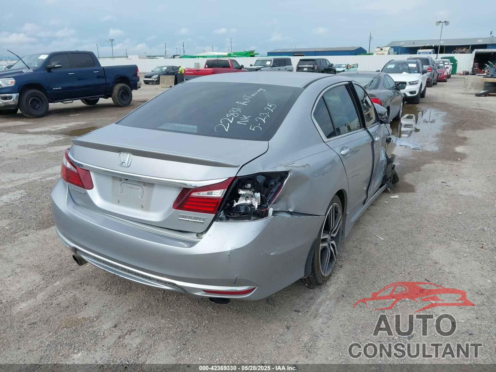 HONDA ACCORD 2017 - 1HGCR2F12HA246022