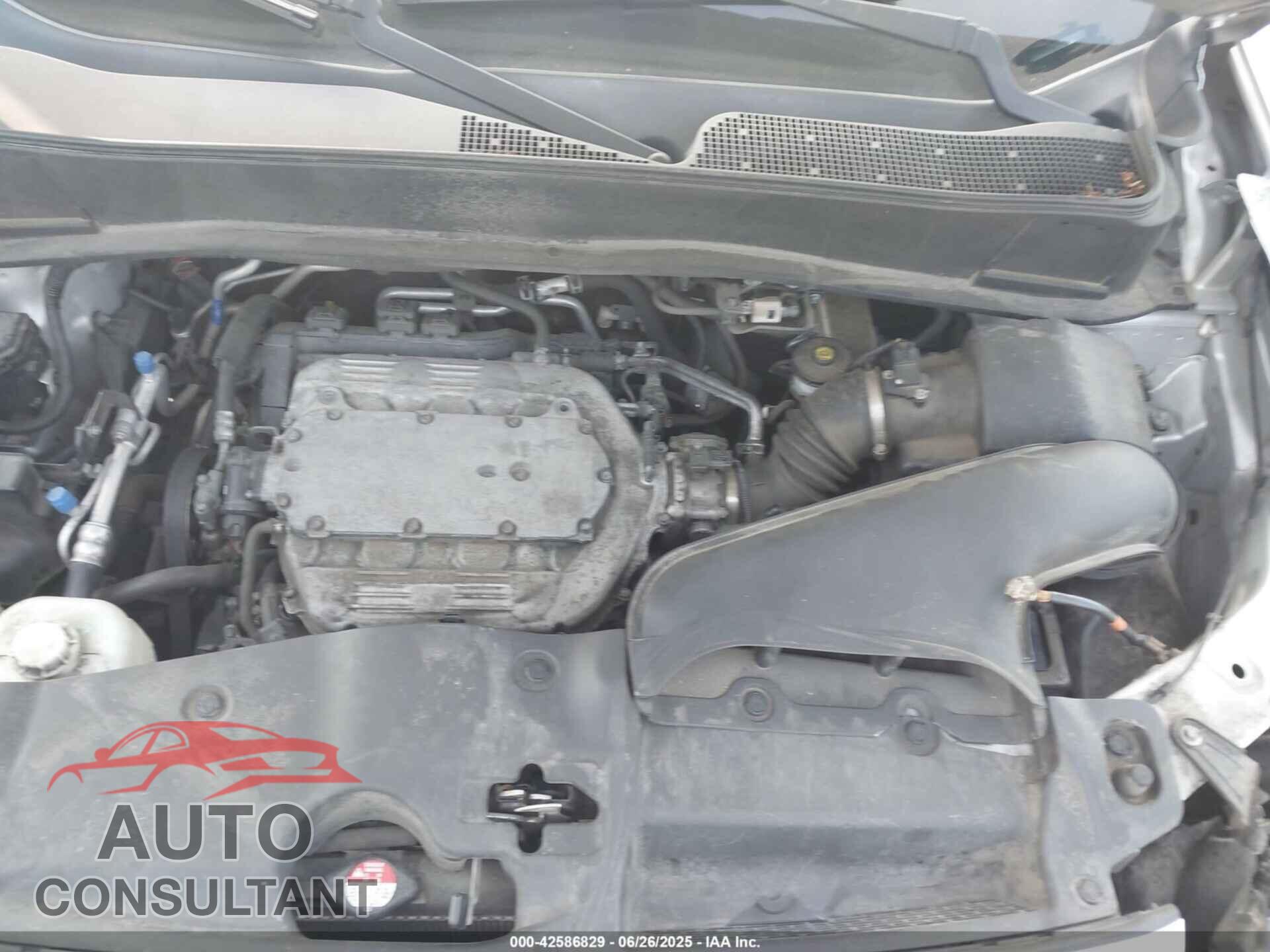 HONDA PILOT 2014 - 5FNYF4H90EB040731