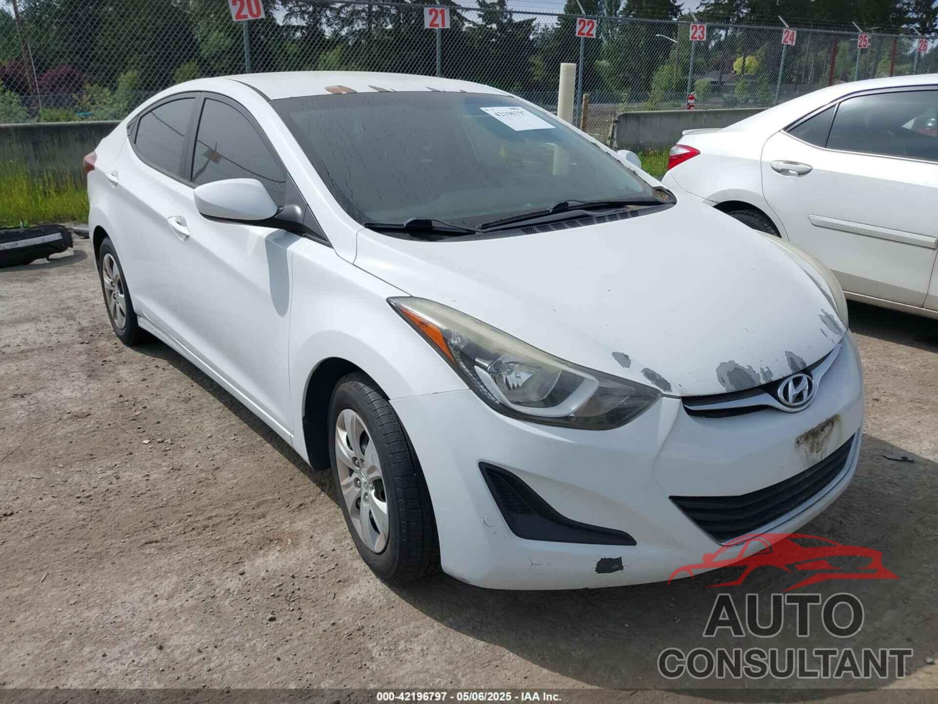 HYUNDAI ELANTRA 2016 - 5NPDH4AE1GH699907