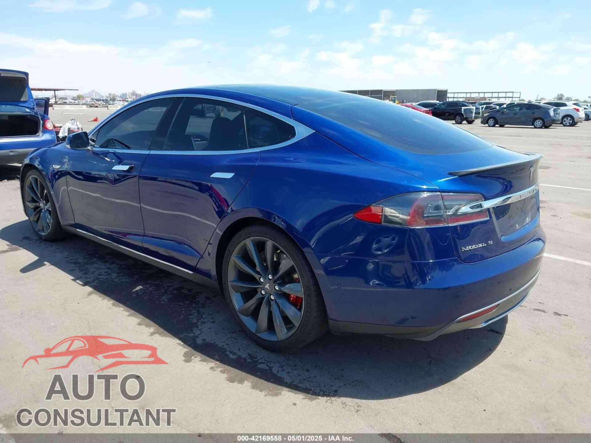 TESLA MODEL S 2016 - 5YJSA1E10GF126433