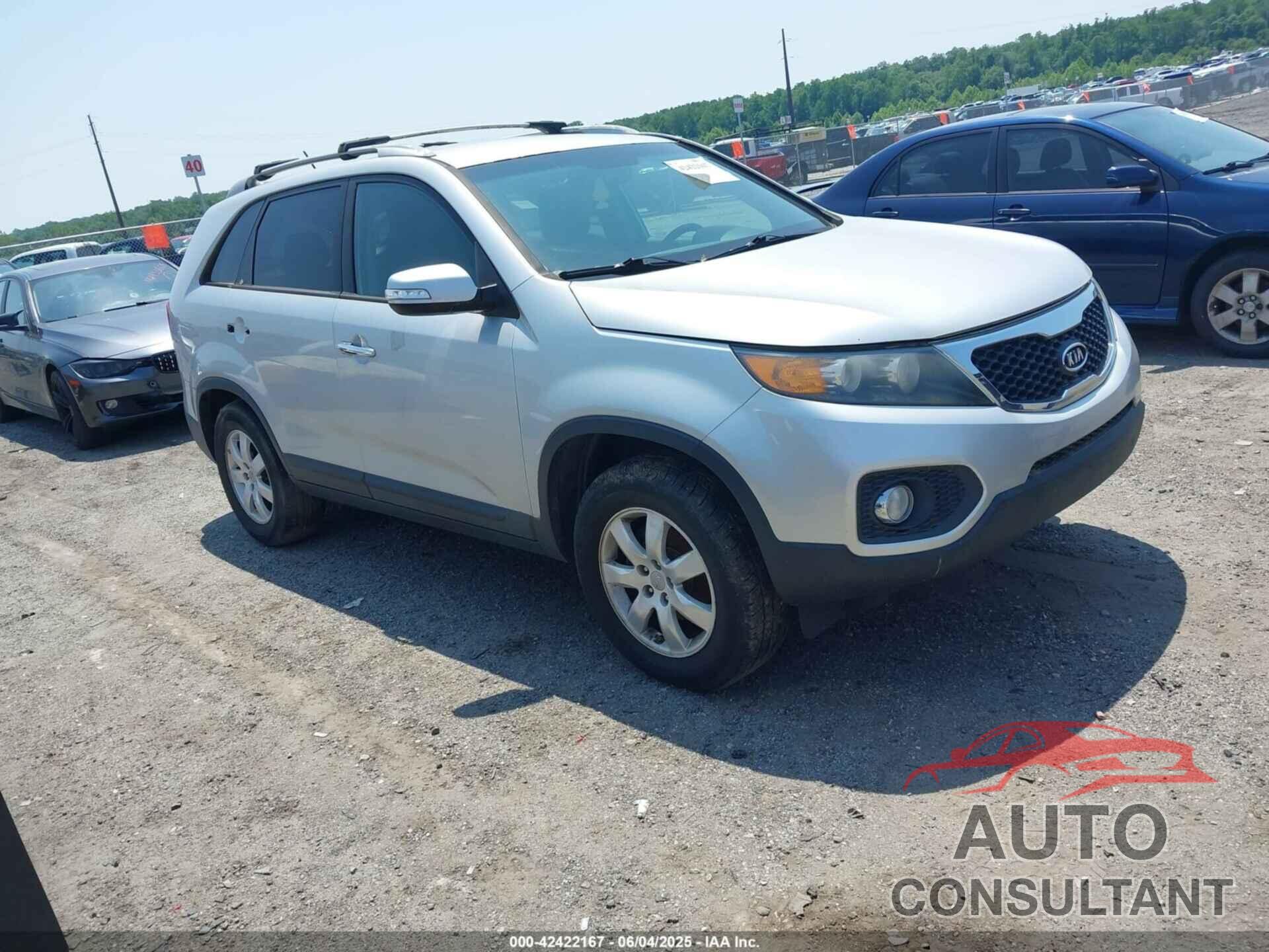 KIA SORENTO 2012 - 5XYKT3A61CG299324