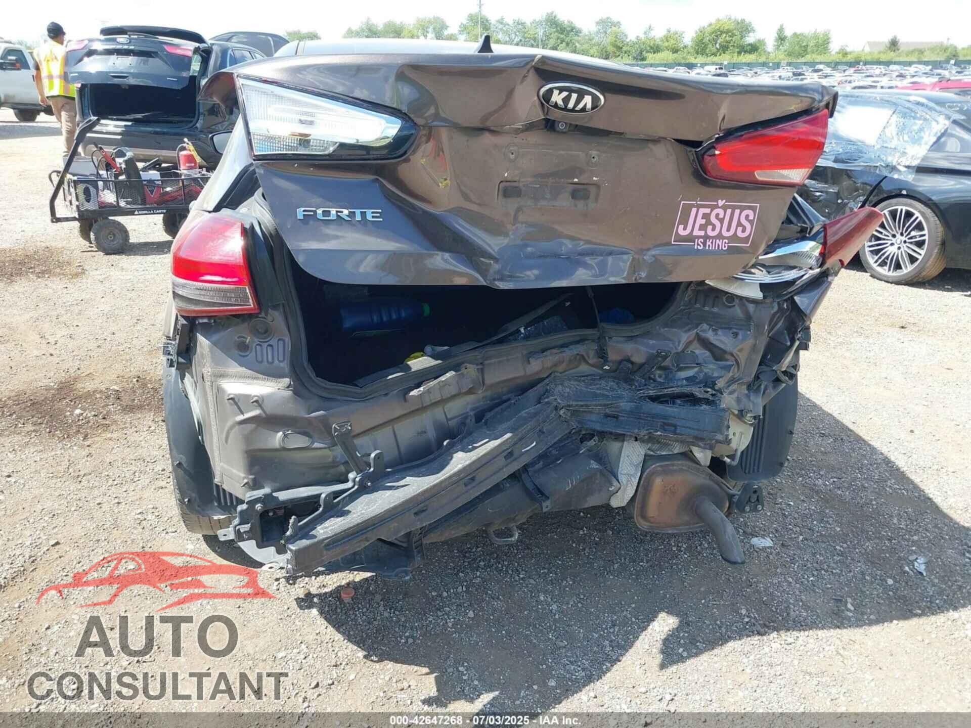 KIA FORTE 2017 - 3KPFL4A79HE138157