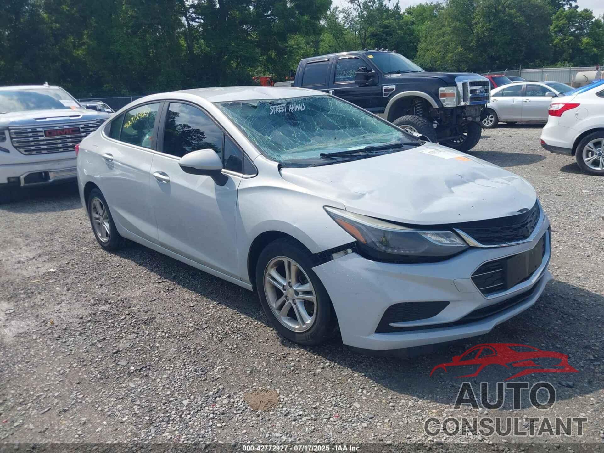 CHEVROLET CRUZE 2017 - 1G1BE5SM0H7169034