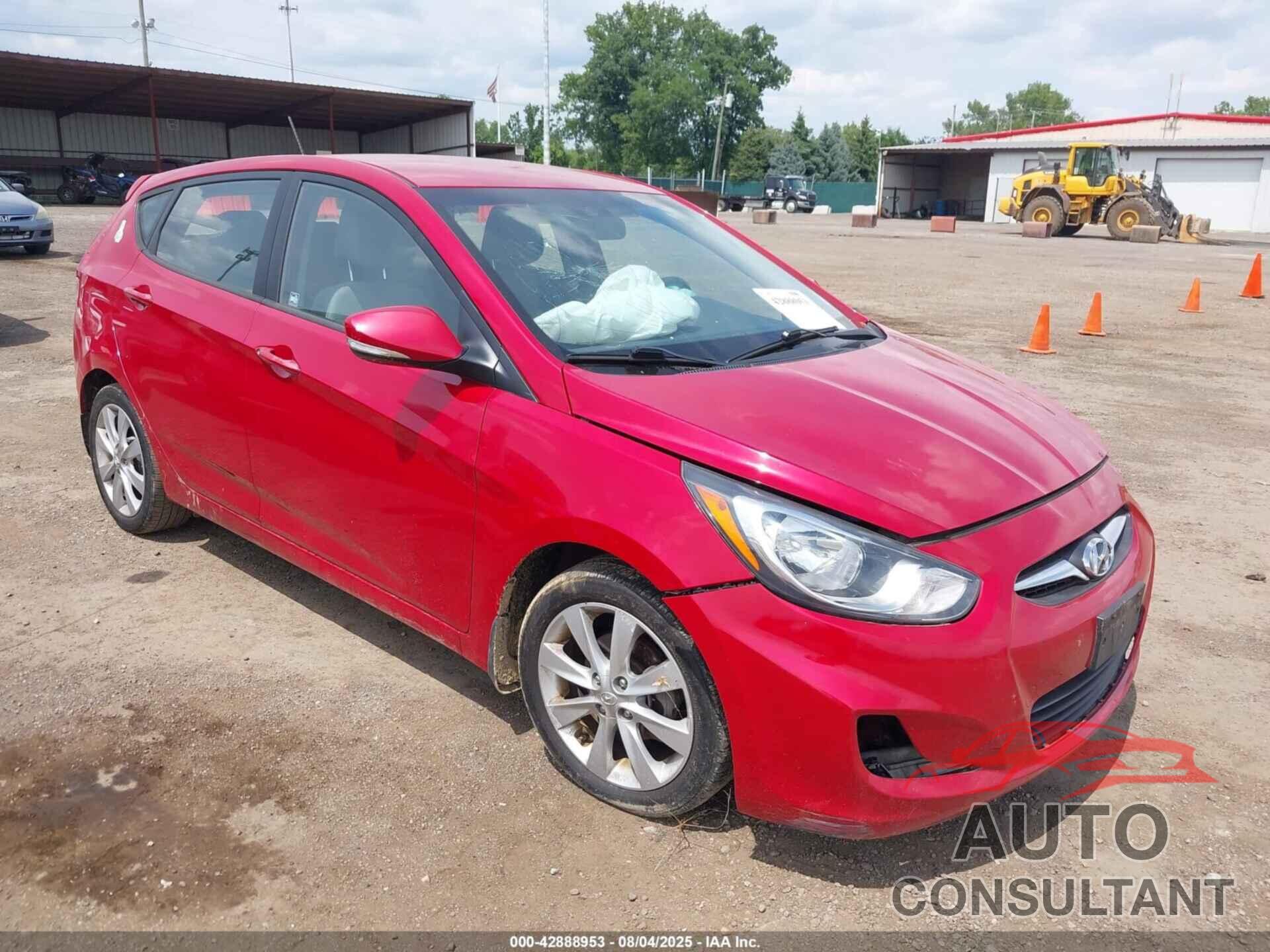 HYUNDAI ACCENT 2013 - KMHCU5AE2DU078105