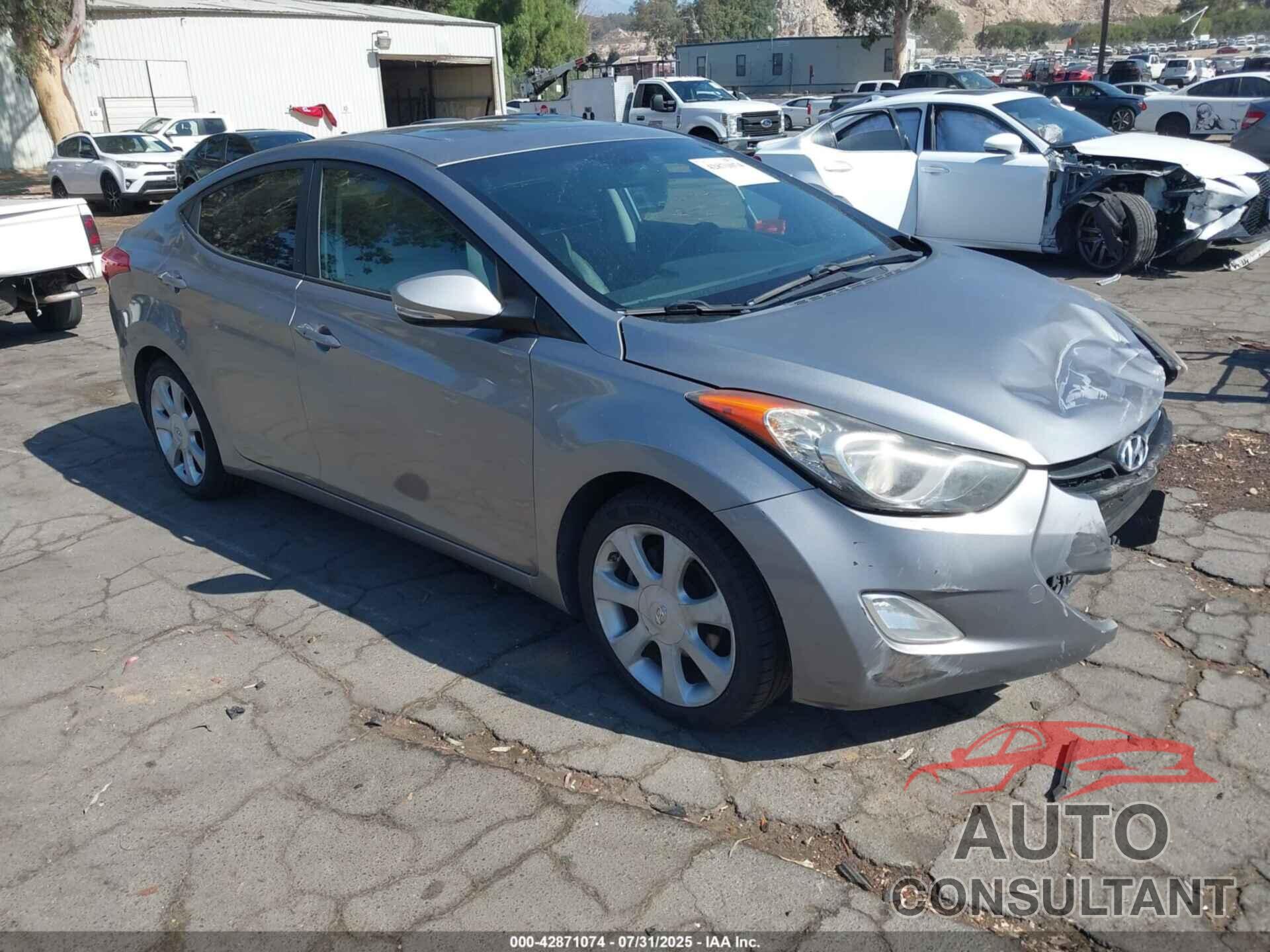 HYUNDAI ELANTRA 2012 - KMHDH4AE2CU349147
