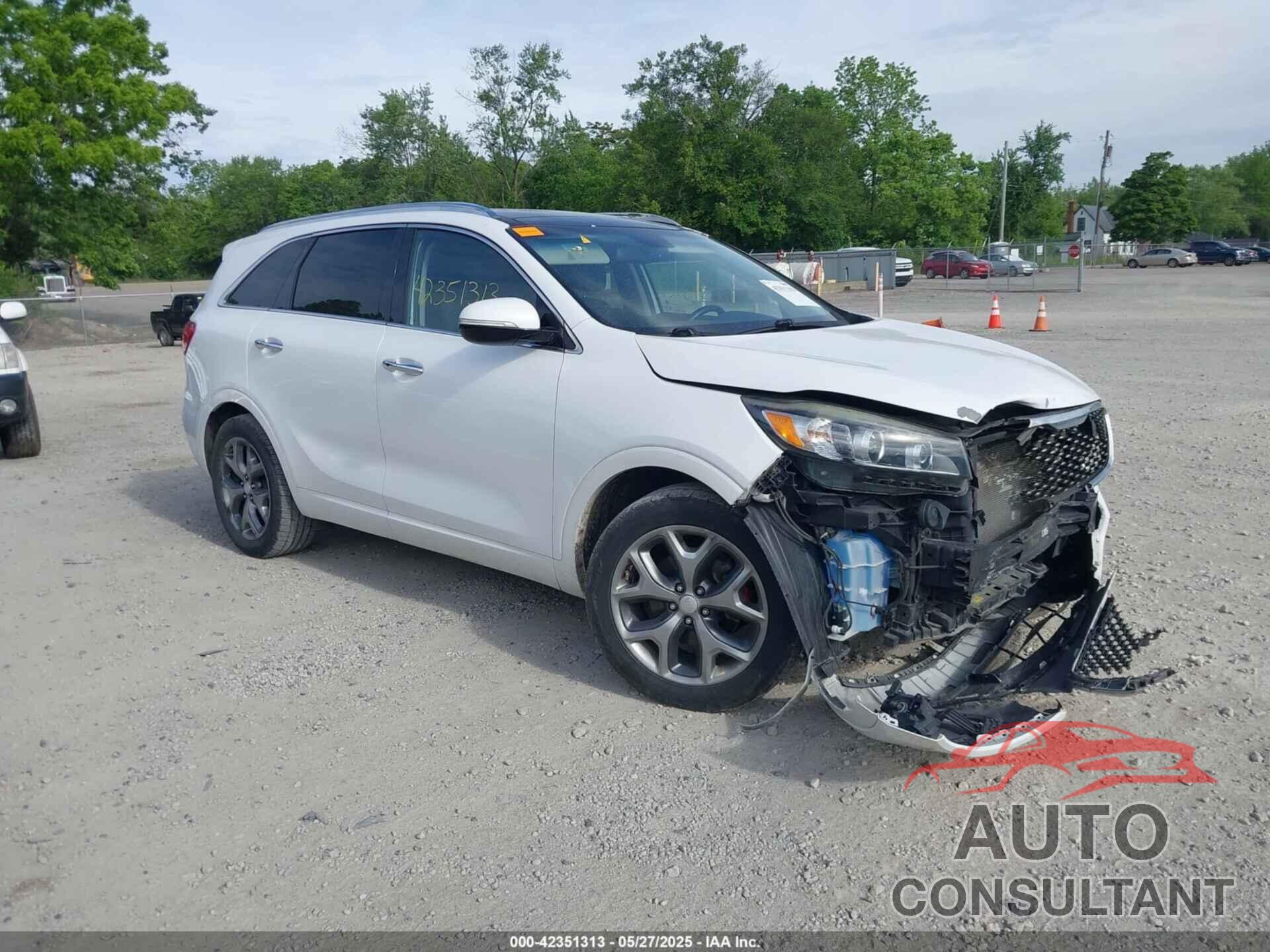 KIA SORENTO 2017 - 5XYPK4A58HG251610