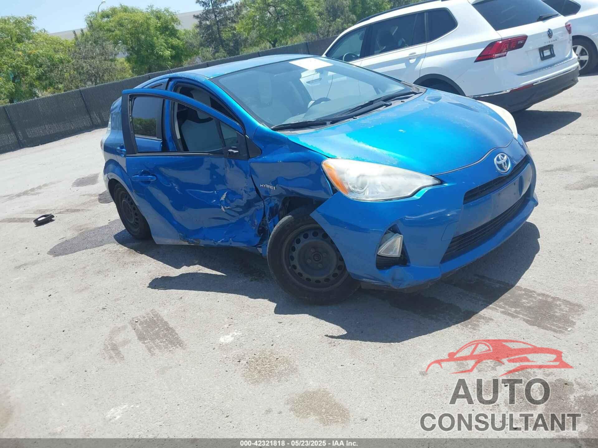 TOYOTA PRIUS C 2013 - JTDKDTB3XD1555396