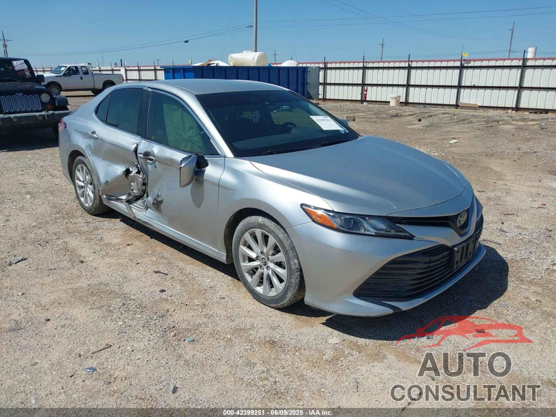 TOYOTA CAMRY 2018 - JTNB11HK4J3047612