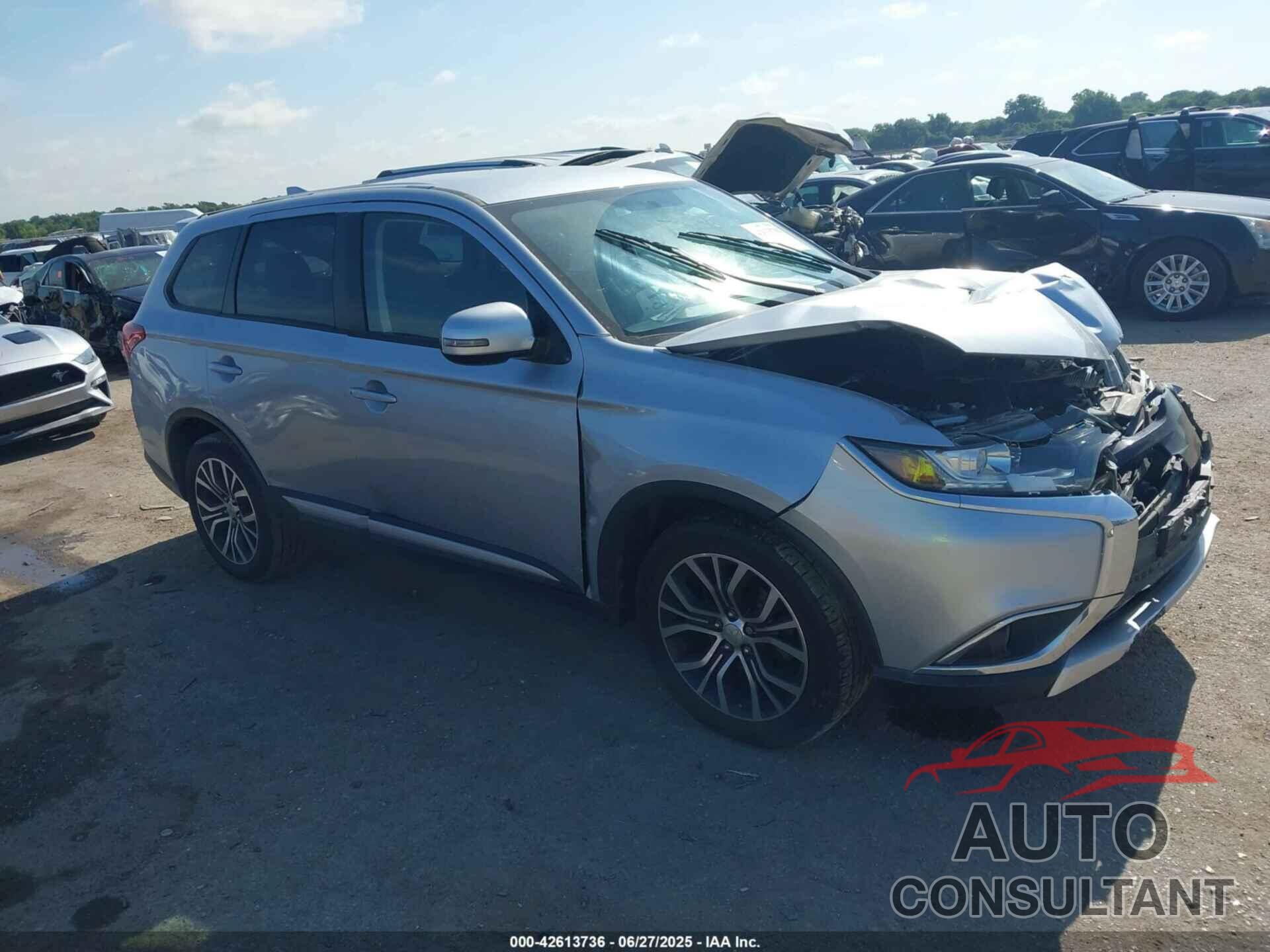 MITSUBISHI OUTLANDER 2017 - JA4AD3A3XHZ040090