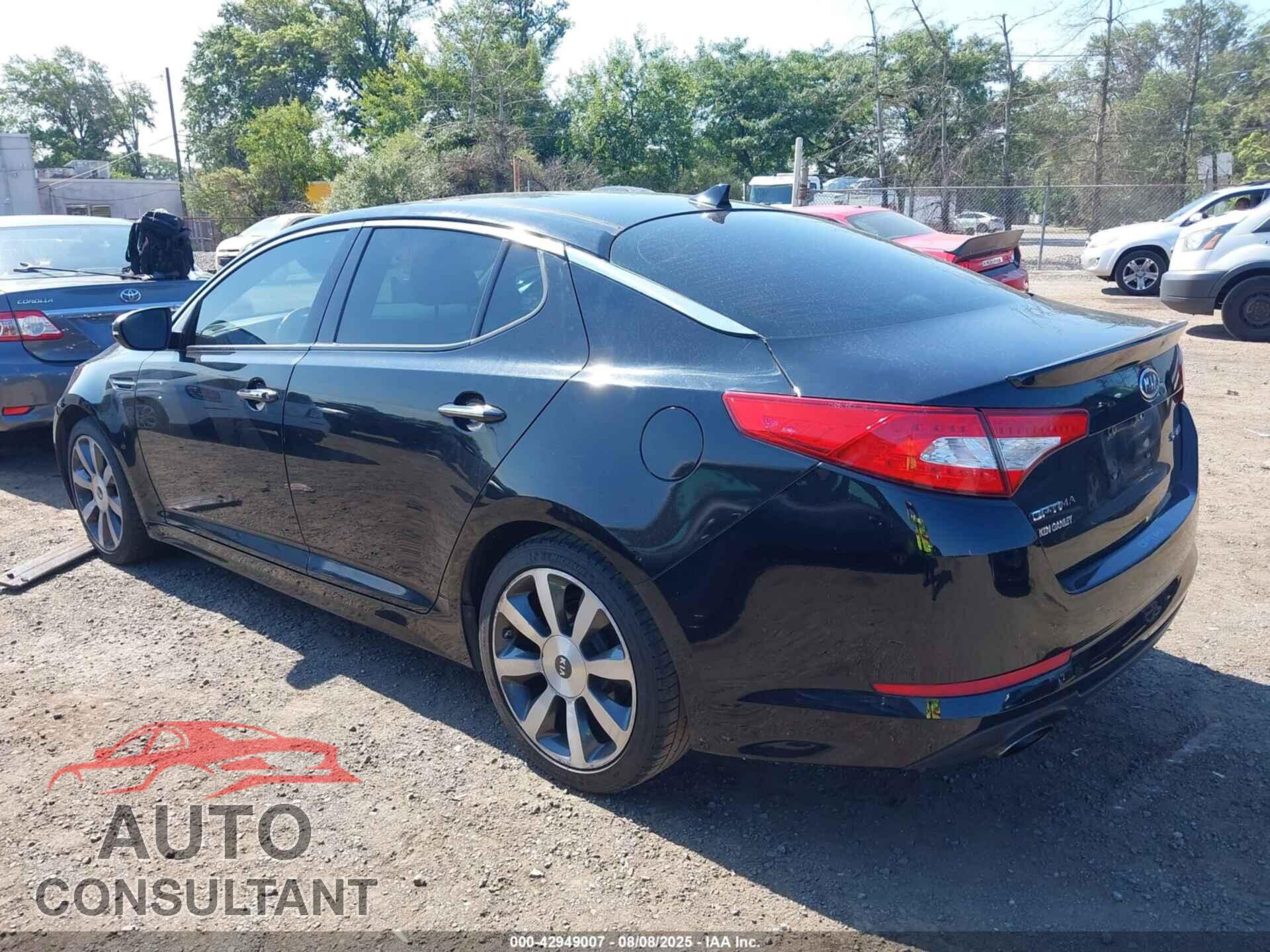 KIA OPTIMA 2011 - KNAGR4A63B5117699