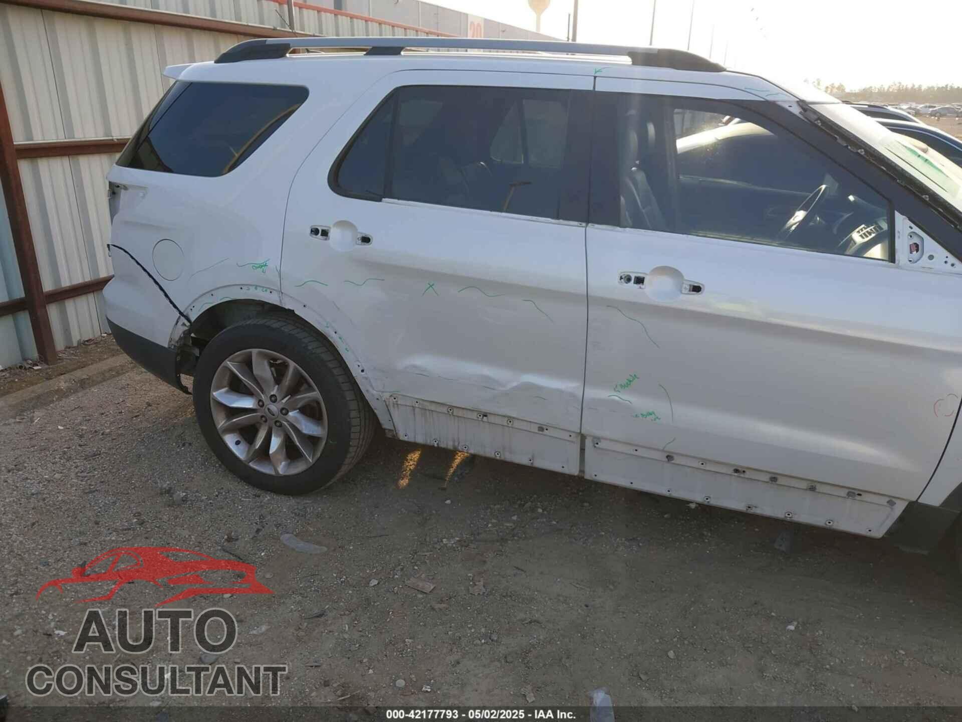 FORD EXPLORER 2014 - 1FM5K7F83EGC06574