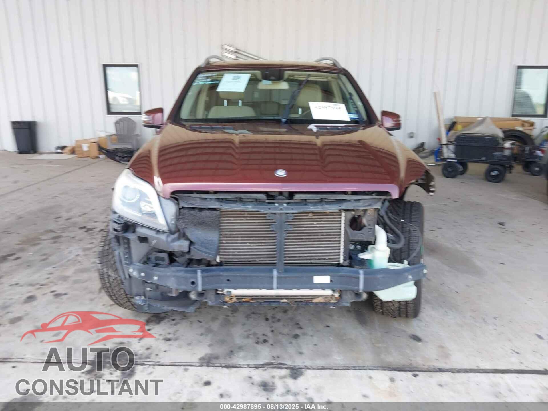 MERCEDES-BENZ GL 550 2014 - 4JGDF7DE7EA324641