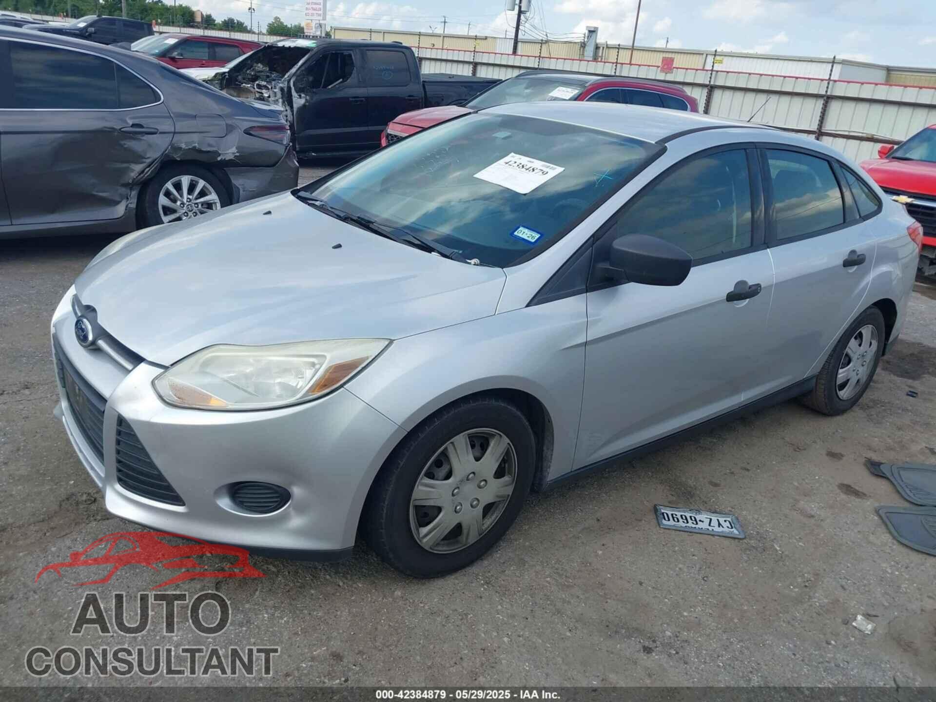 FORD FOCUS 2013 - 1FADP3E25DL151077