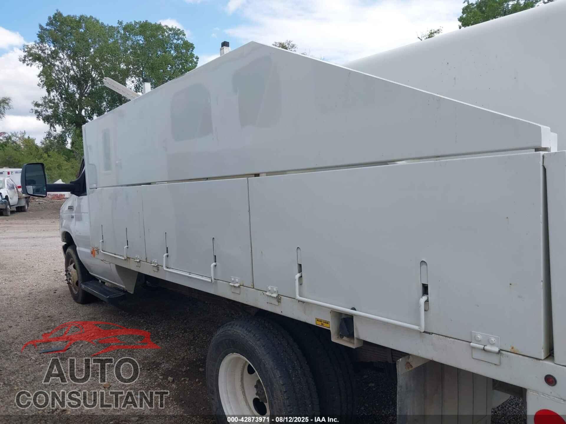 FORD E-450 CUTAWAY 2011 - 1FDXE4FL2BDA30083
