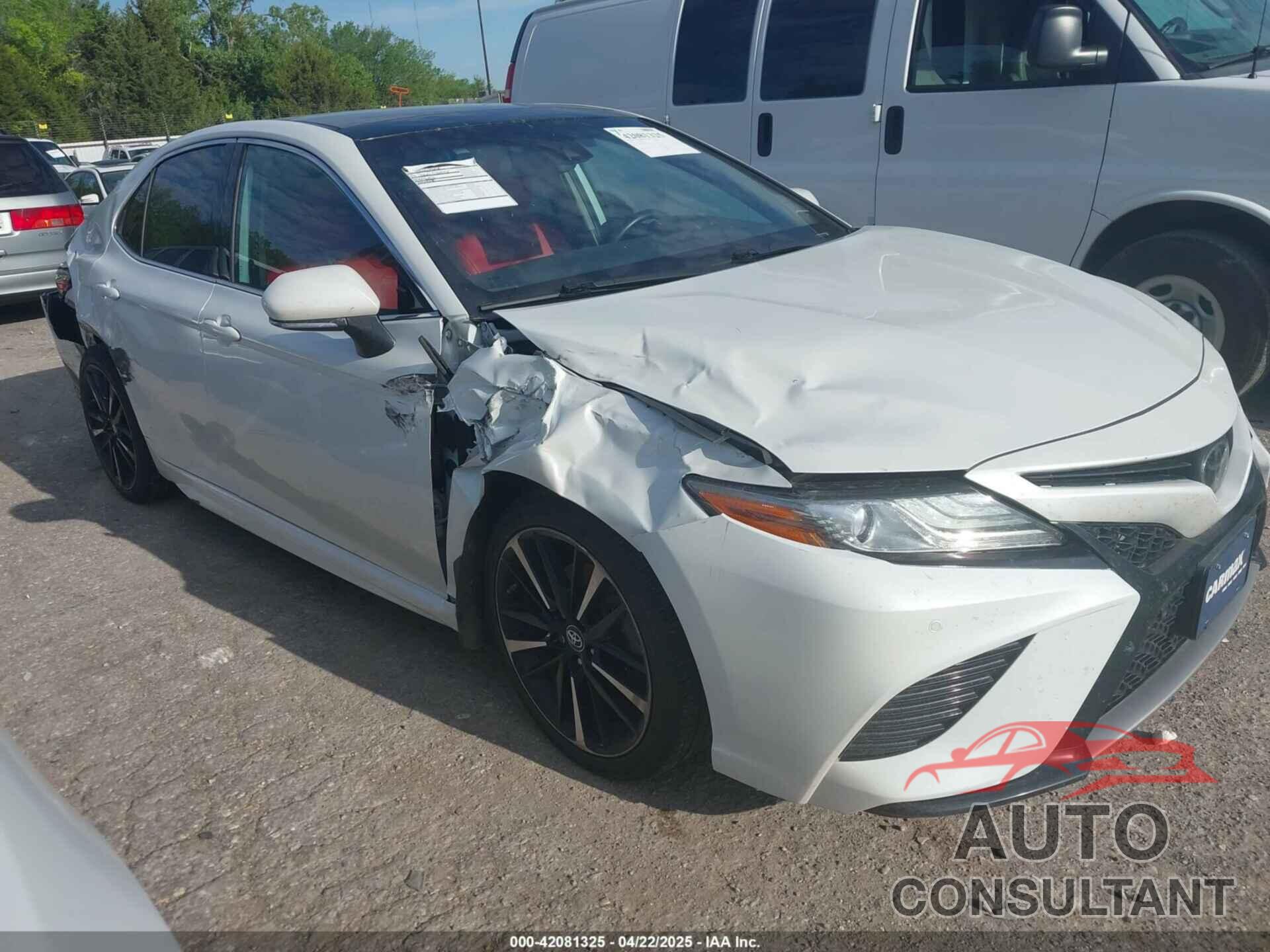 TOYOTA CAMRY 2019 - 4T1B61HK6KU843128