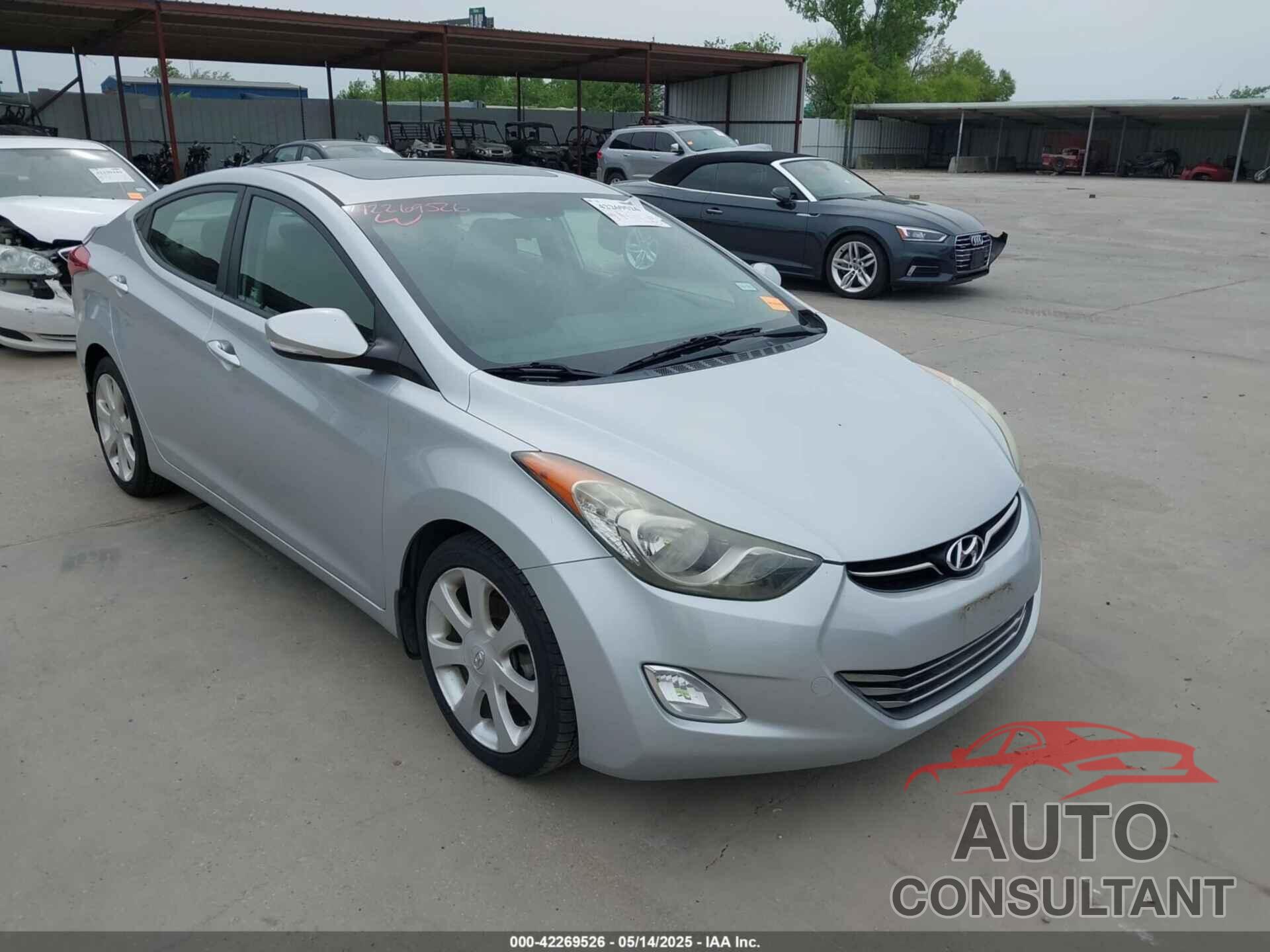 HYUNDAI ELANTRA 2013 - 5NPDH4AE7DH268063