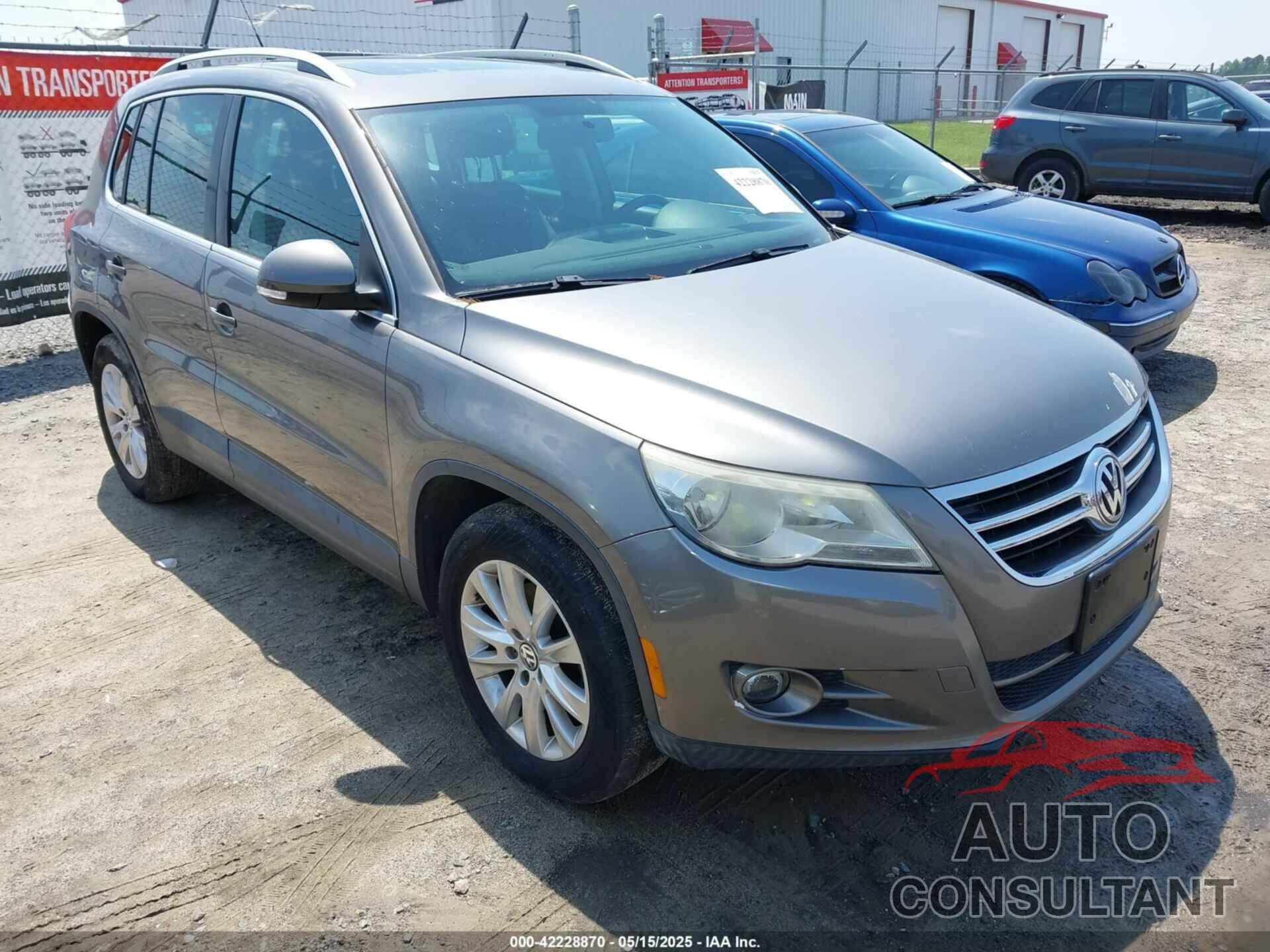 VOLKSWAGEN TIGUAN 2009 - WVGAV75N39W003418