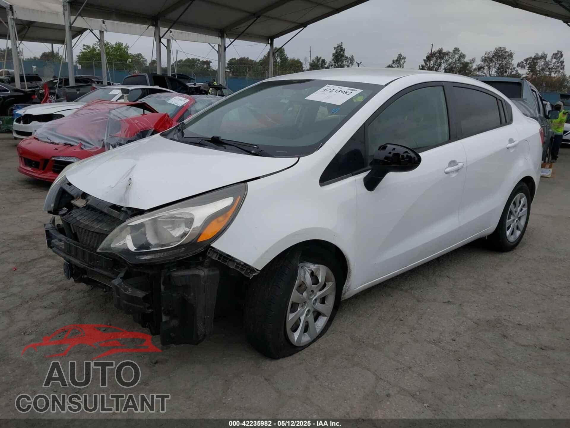 KIA RIO 2014 - KNADM4A33E6348446