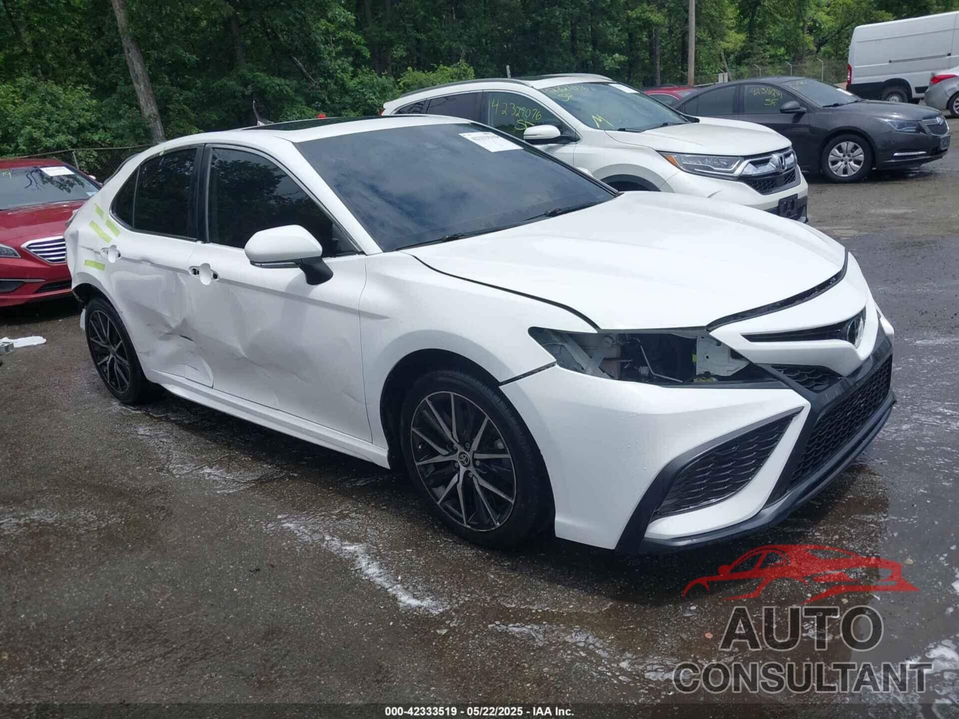 TOYOTA CAMRY 2021 - 4T1G11AKXMU497165