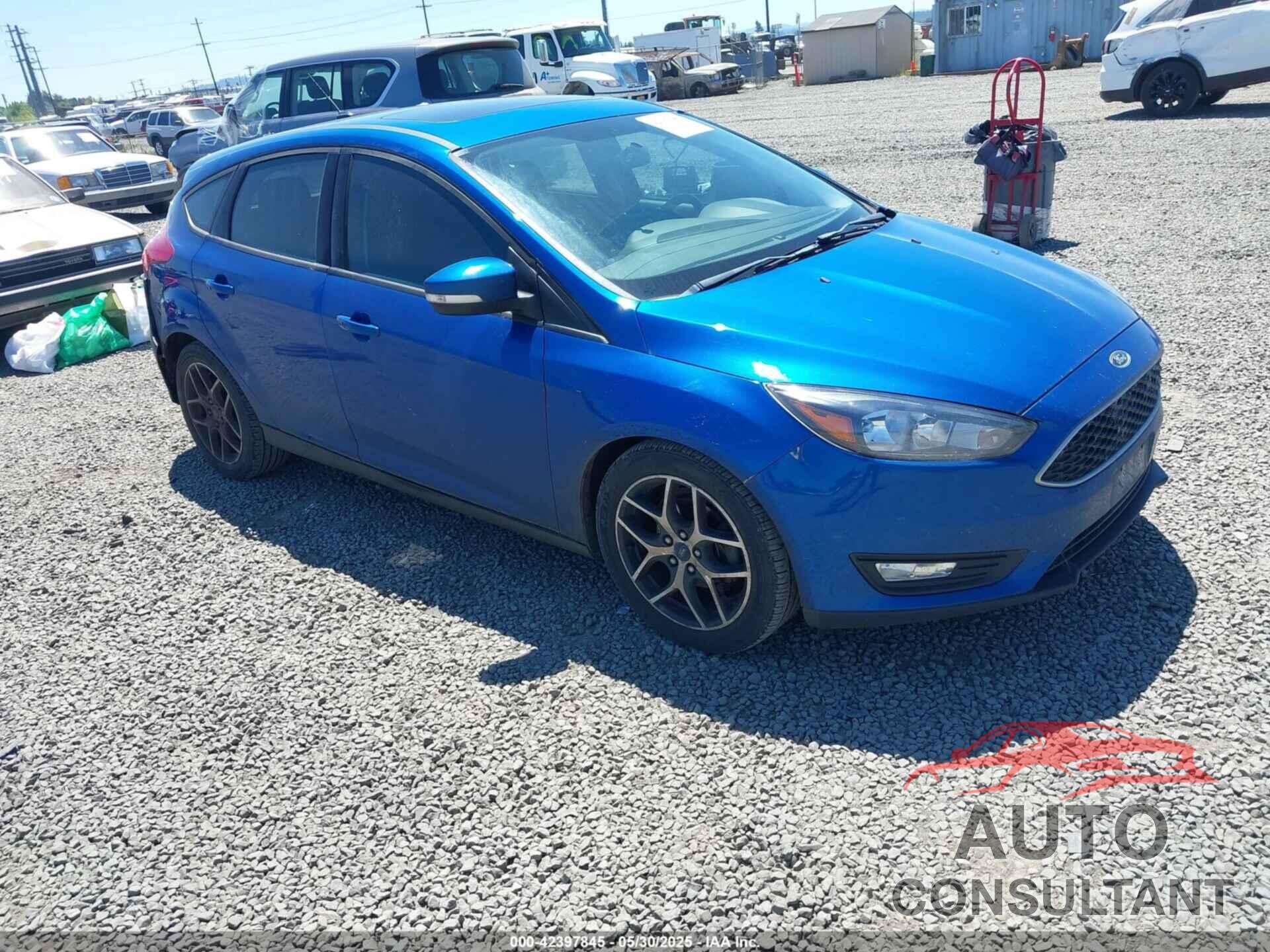 FORD FOCUS 2018 - 1FADP3M27JL288163