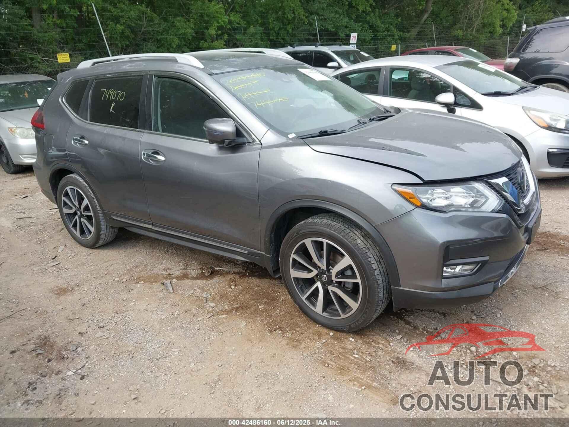 NISSAN ROGUE 2019 - 5N1AT2MV2KC749070