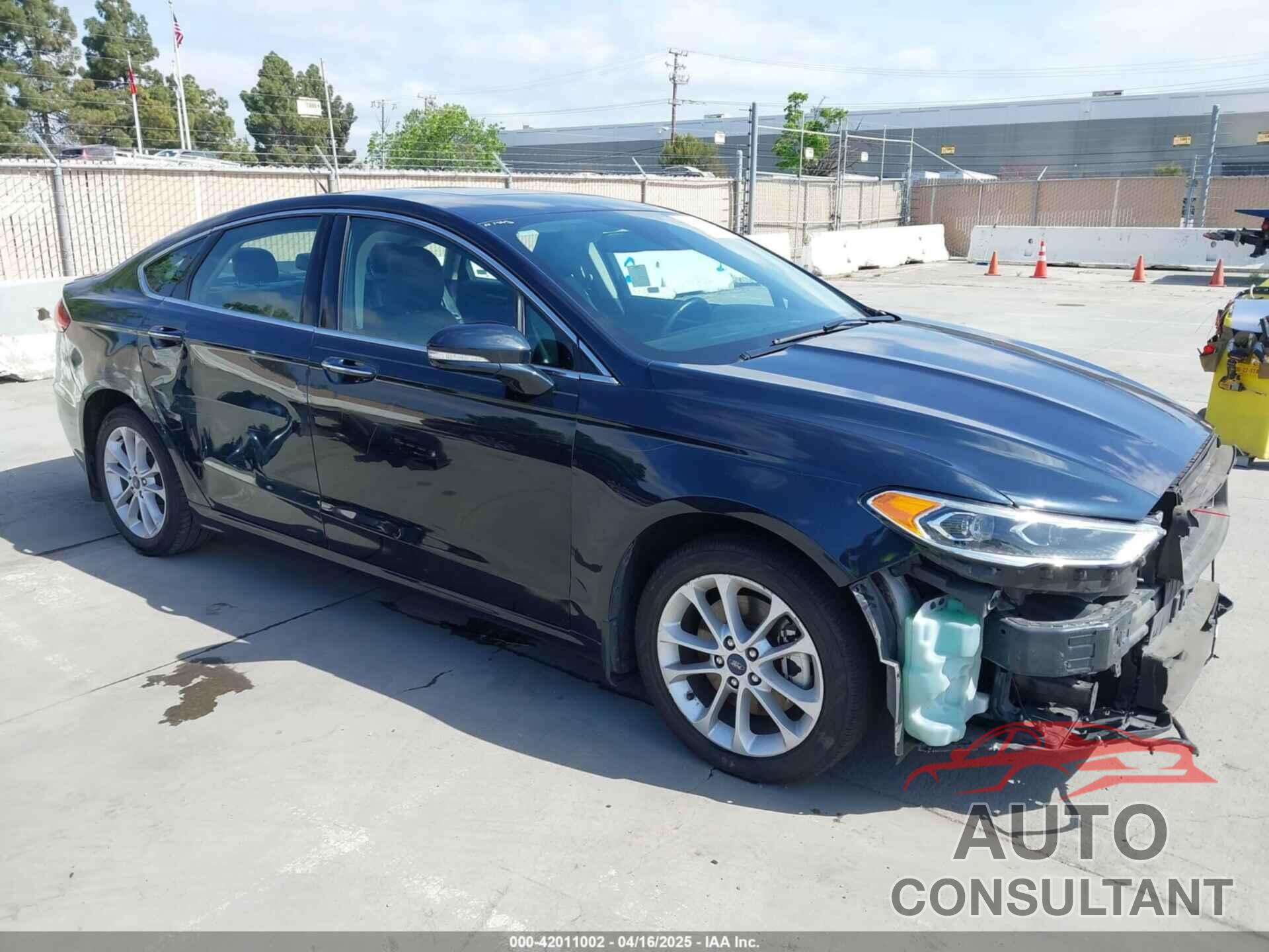 FORD FUSION 2020 - 3FA6P0SU5LR149651