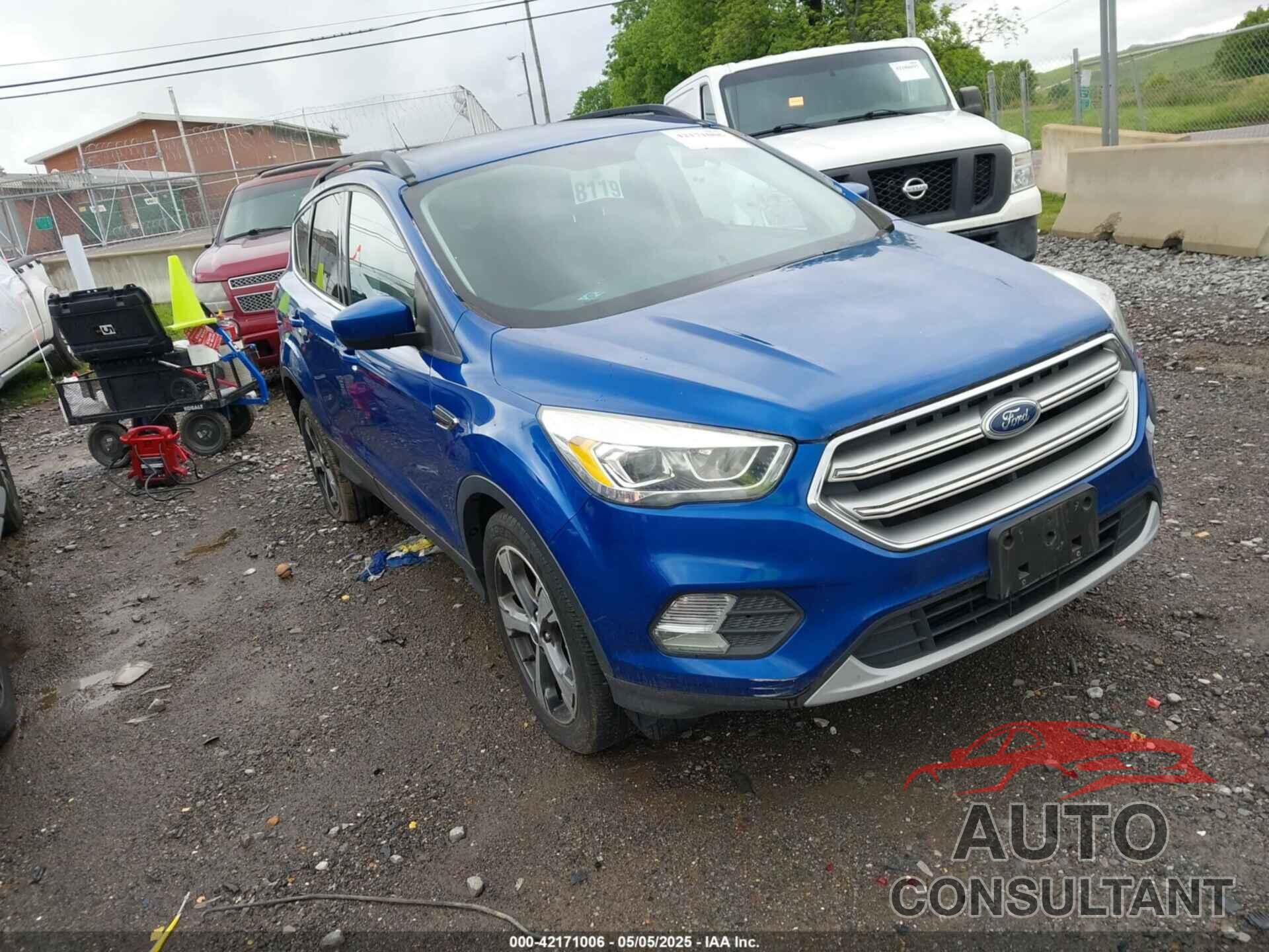 FORD ESCAPE 2017 - 1FMCU9GD7HUC31346