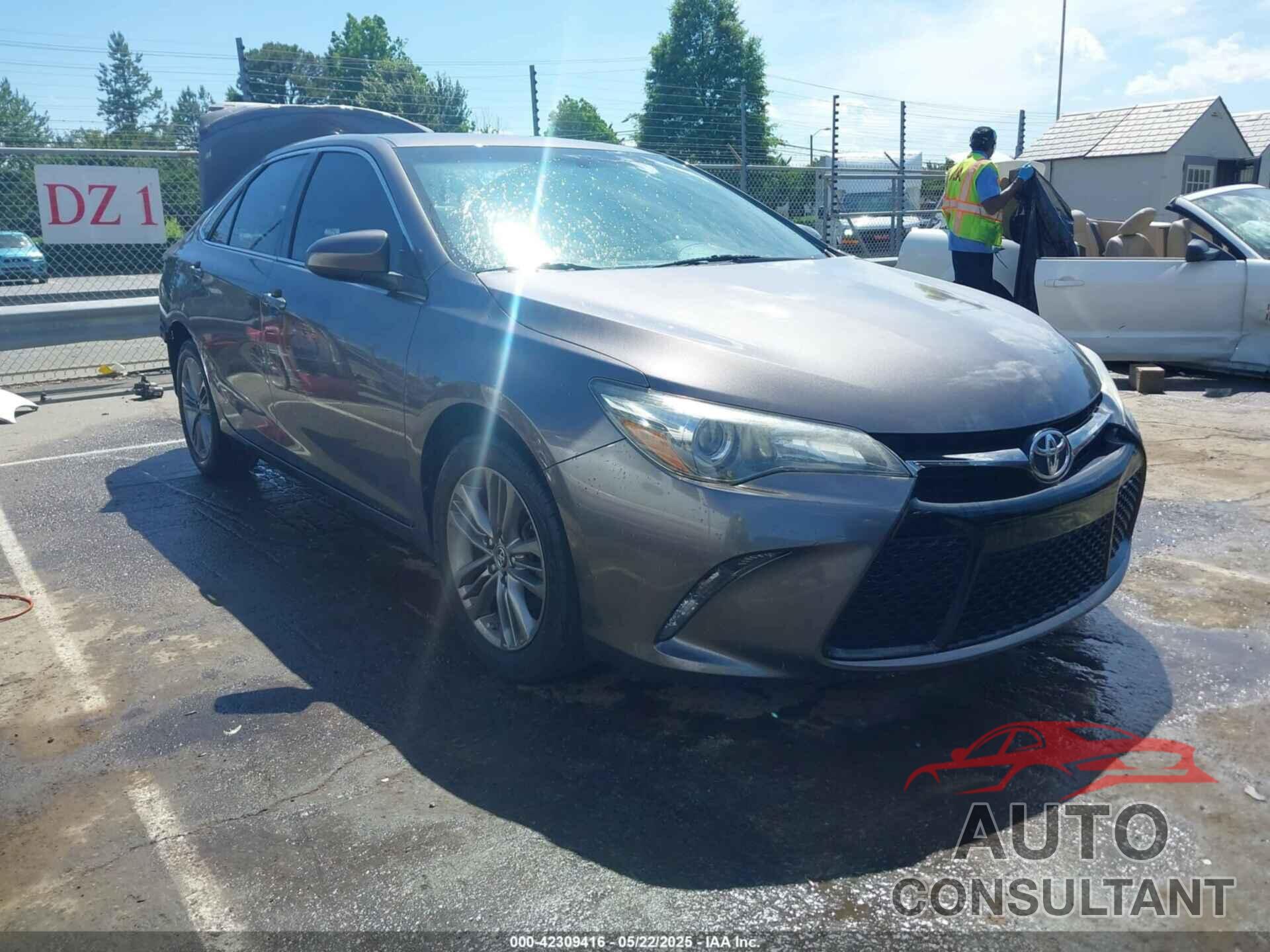 TOYOTA CAMRY 2015 - 4T1BF1FK3FU043685