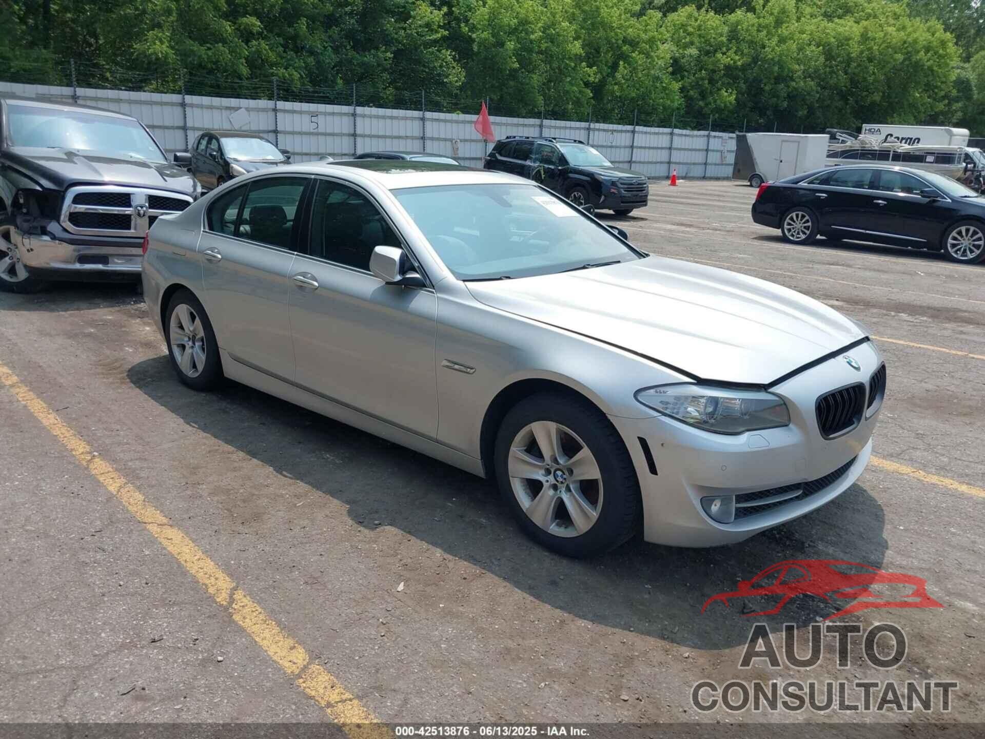 BMW 528I 2013 - WBAXH5C57DD111863