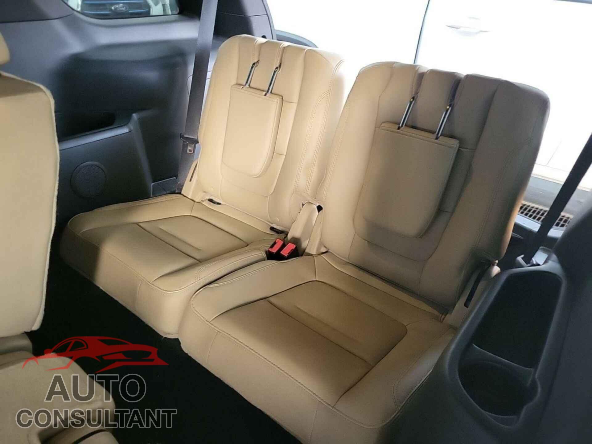 FORD EXPLORER 2017 - 1FM5K8D89HGD08040