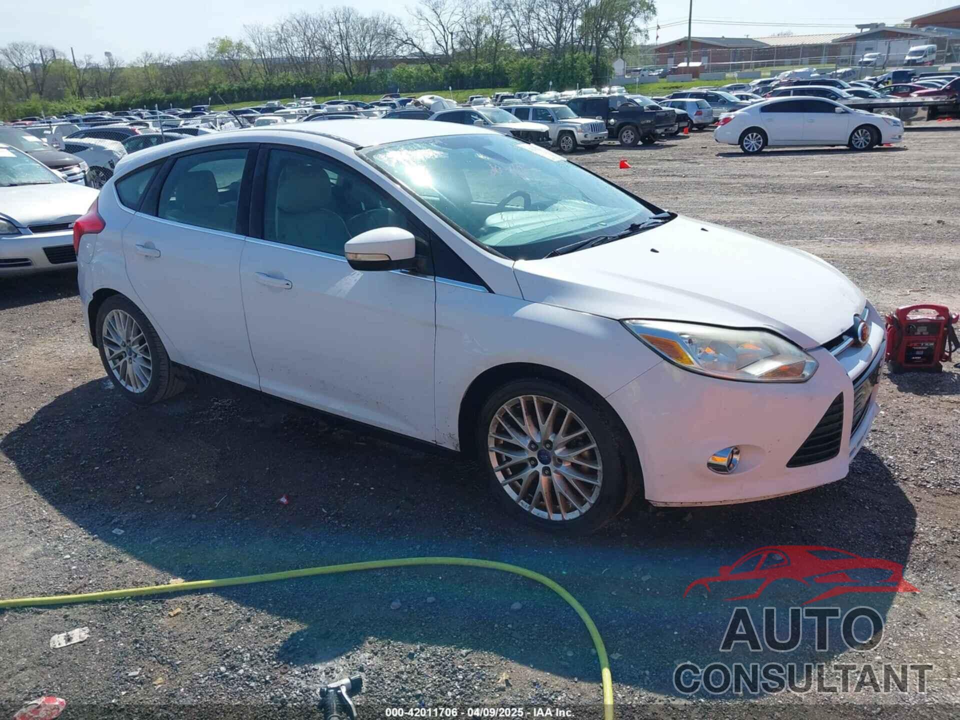 FORD FOCUS 2012 - 1FAHP3M21CL413436