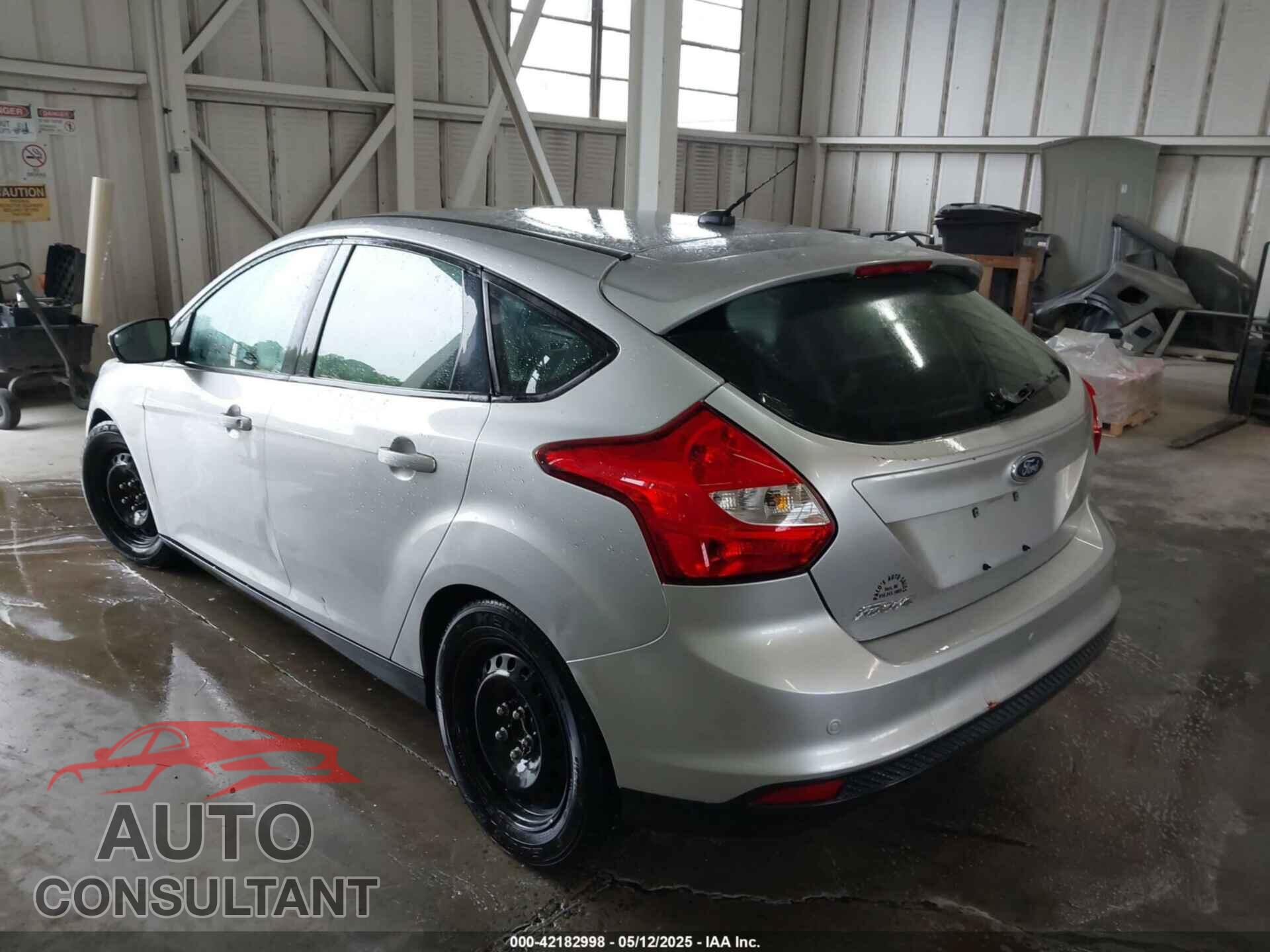 FORD FOCUS 2012 - 1FAHP3K2XCL230023