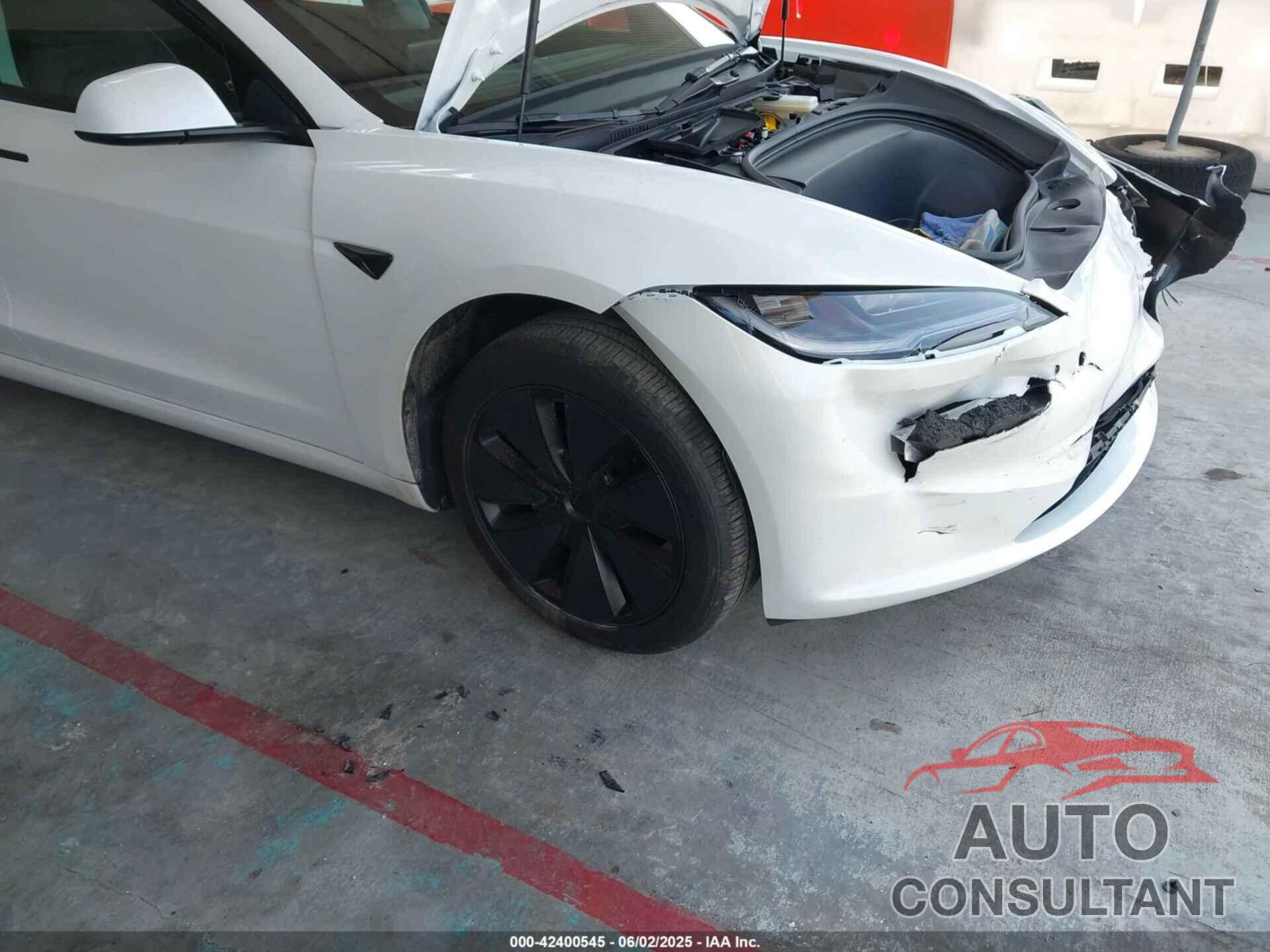 TESLA MODEL 3 2024 - 5YJ3E1EA7RF760804