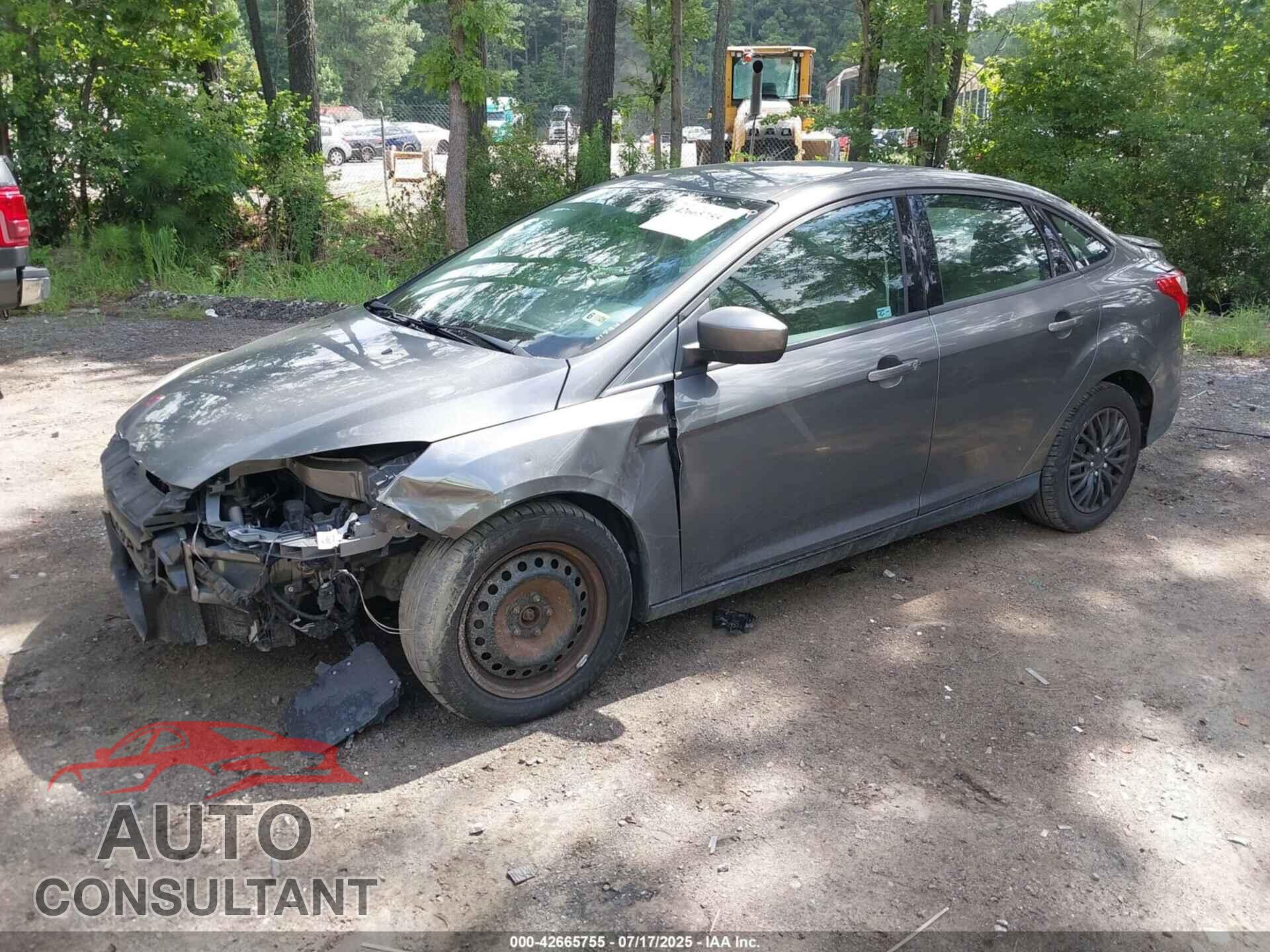 FORD FOCUS 2012 - 1FAHP3F23CL309124