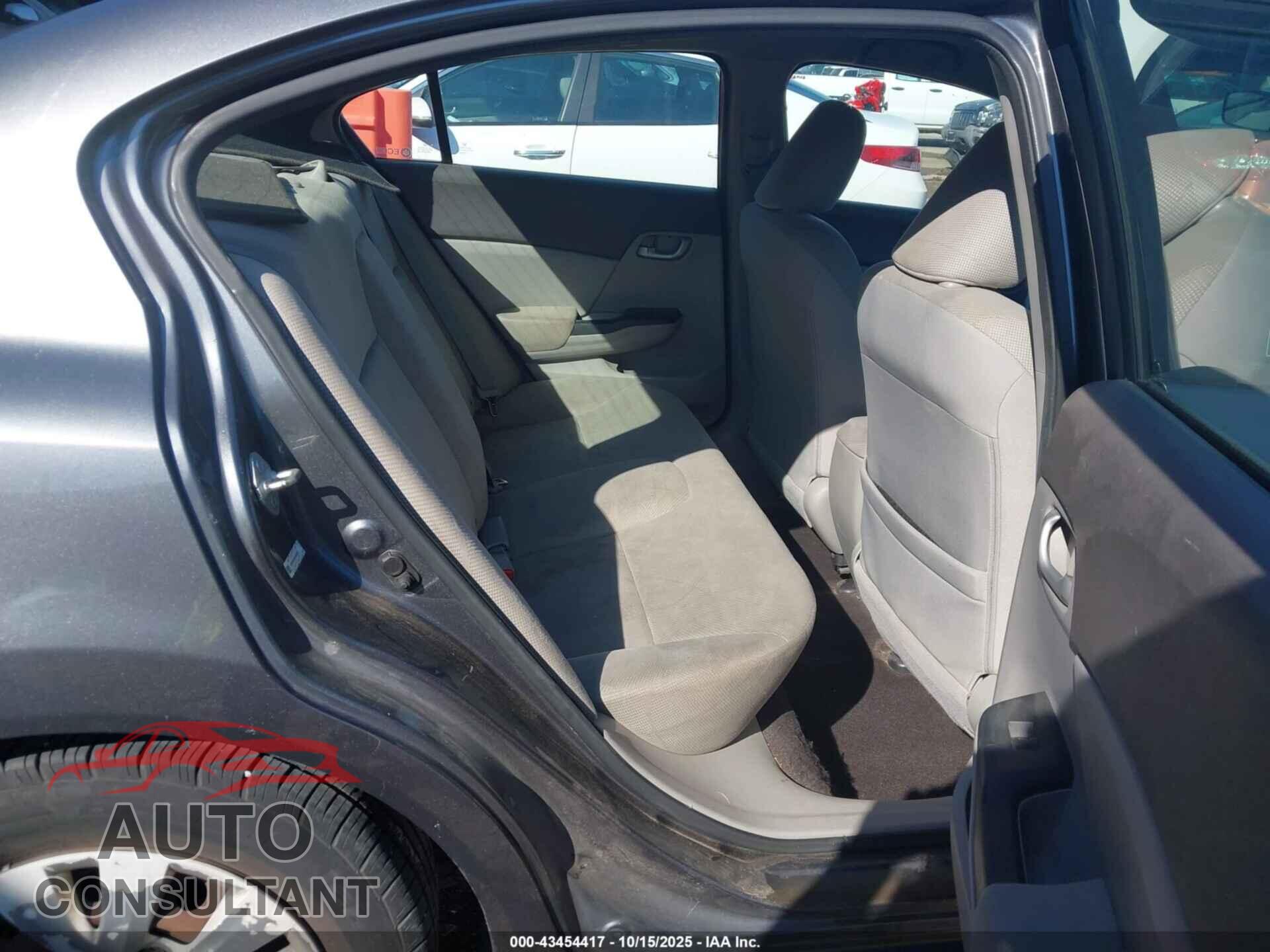 HONDA CIVIC 2012 - 19XFB2F59CE045372
