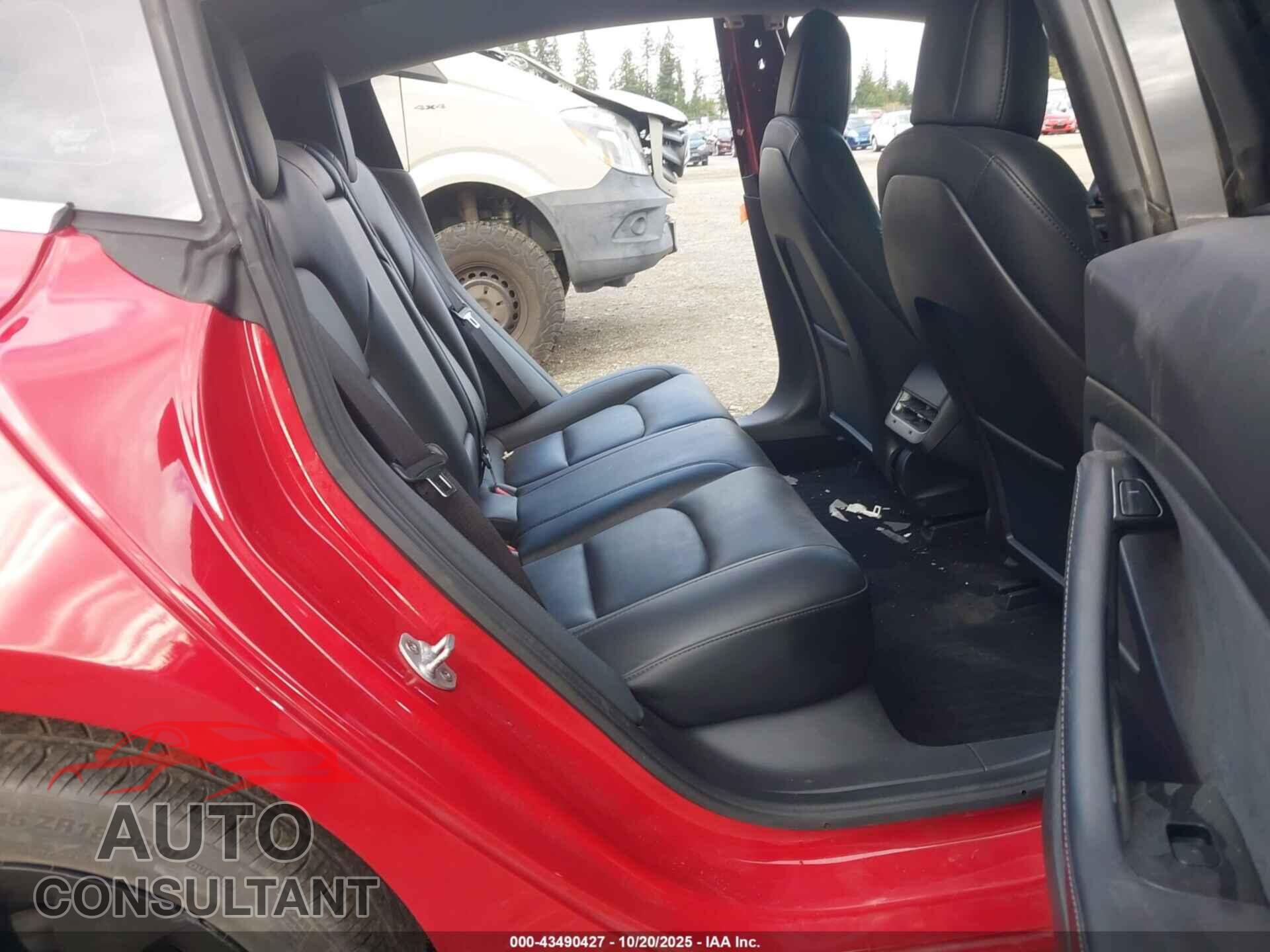 TESLA MODEL 3 2020 - 5YJ3E1EA8LF606593