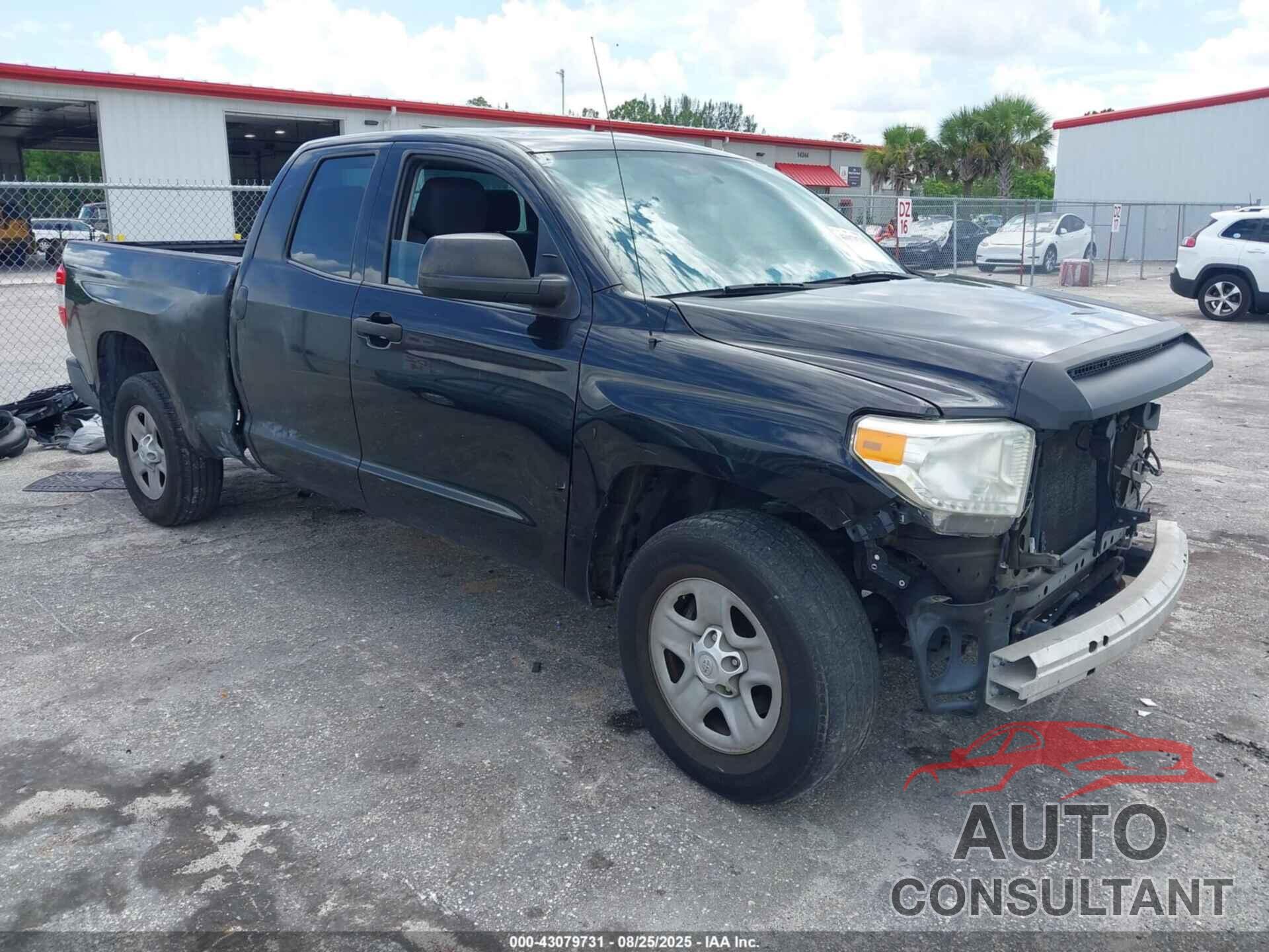 TOYOTA TUNDRA 2017 - 5TFRM5F10HX115838