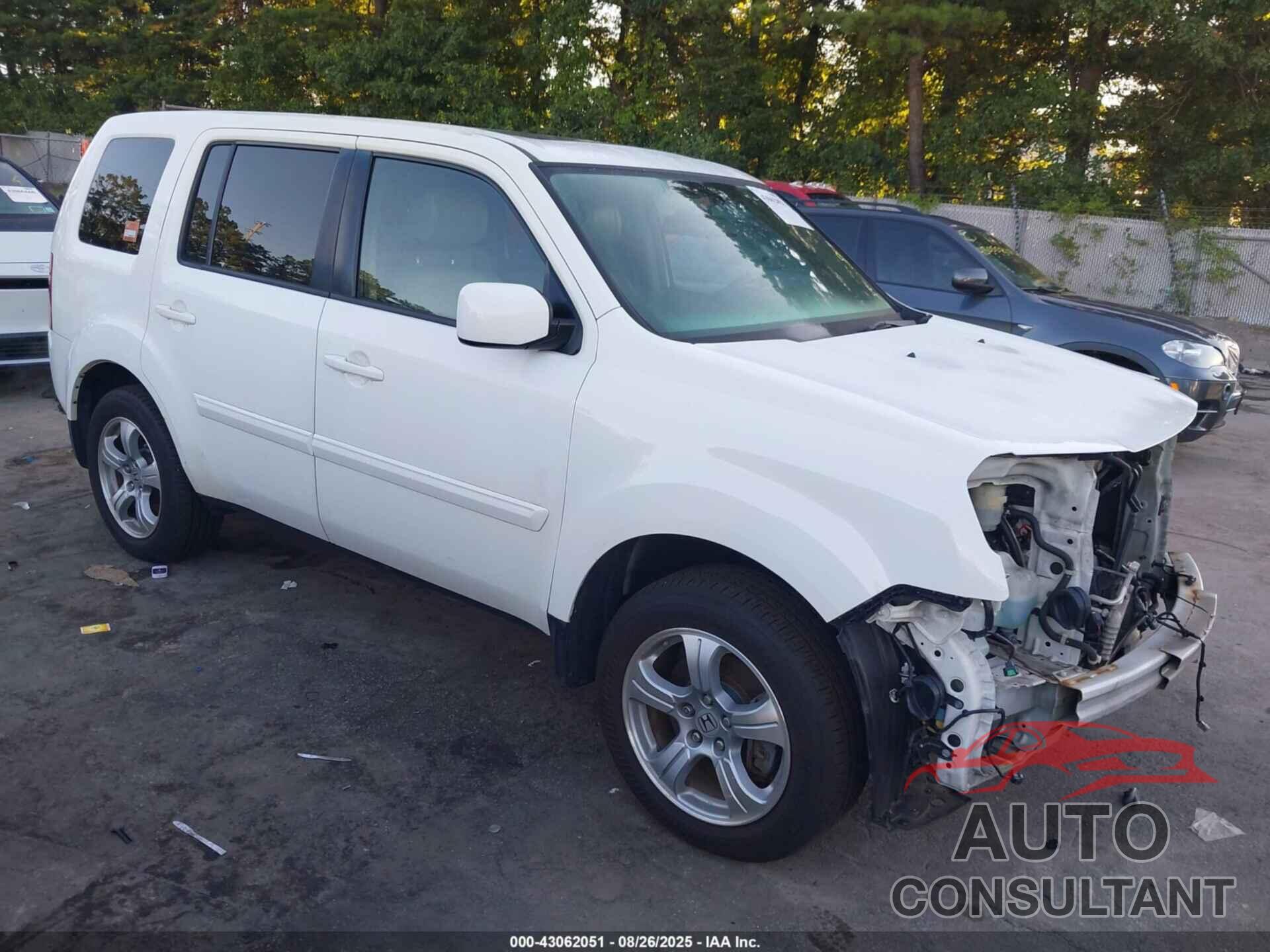HONDA PILOT 2013 - 5FNYF4H52DB047336