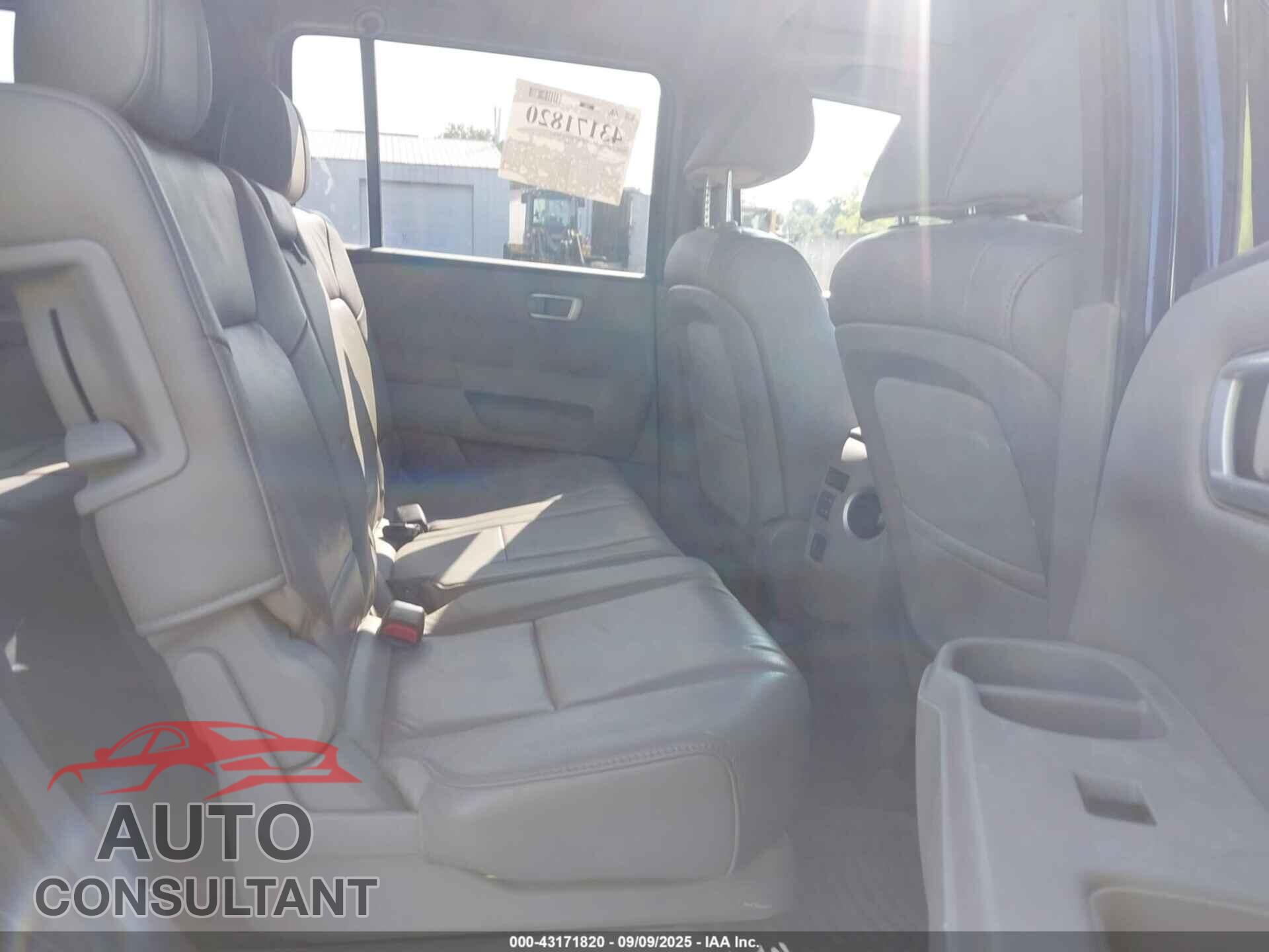 HONDA PILOT 2013 - 5FNYF4H57DB072300