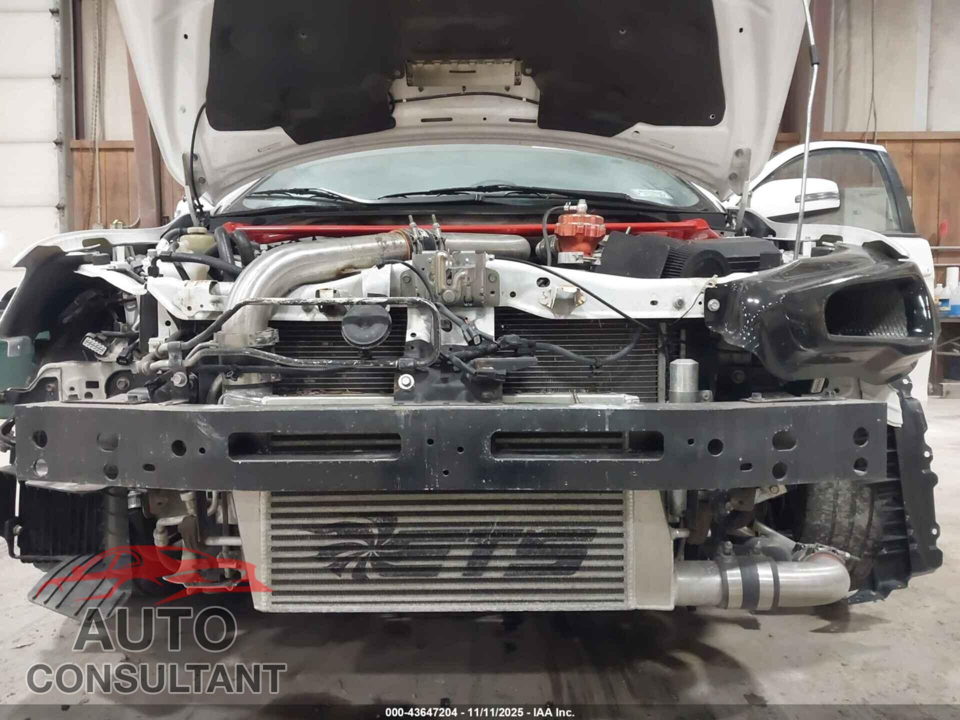 MITSUBISHI LANCER EVOLUTION 2015 - JA32W8FV4FU016162