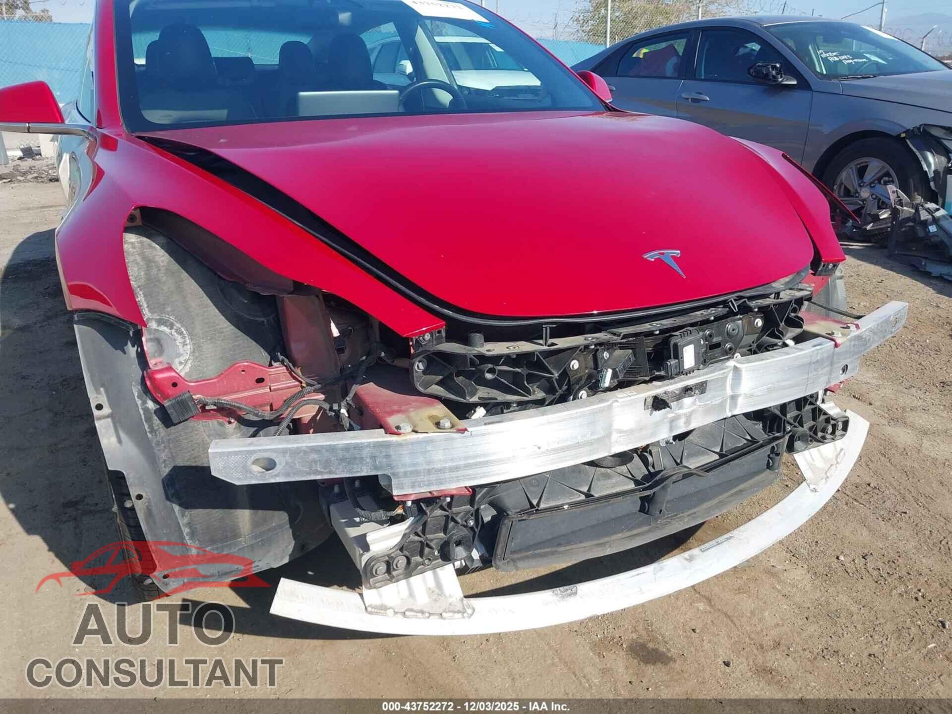 TESLA MODEL 3 2018 - 5YJ3E1EA5JF045962