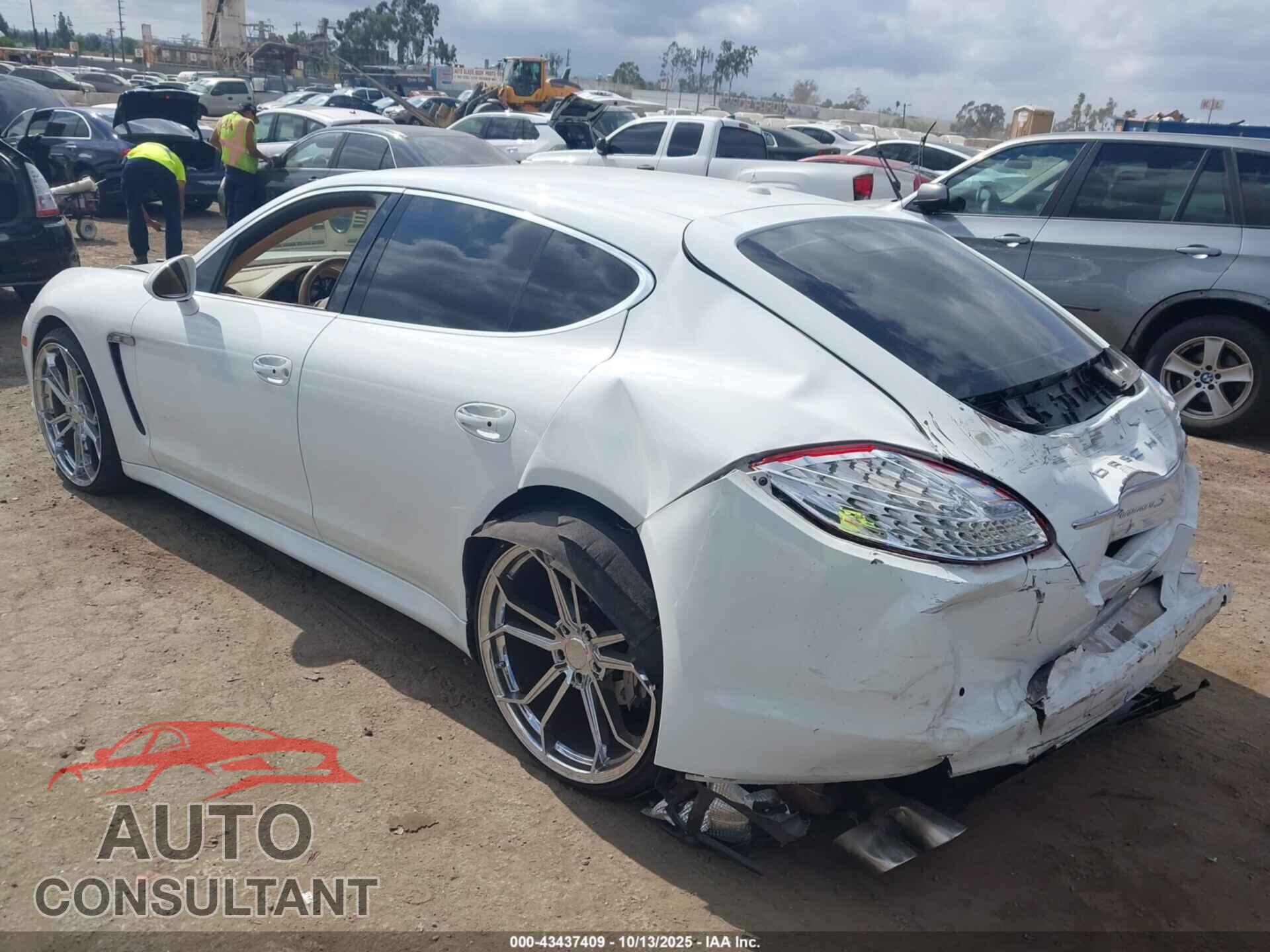 PORSCHE PANAMERA 2013 - WP0AB2A71DL060847