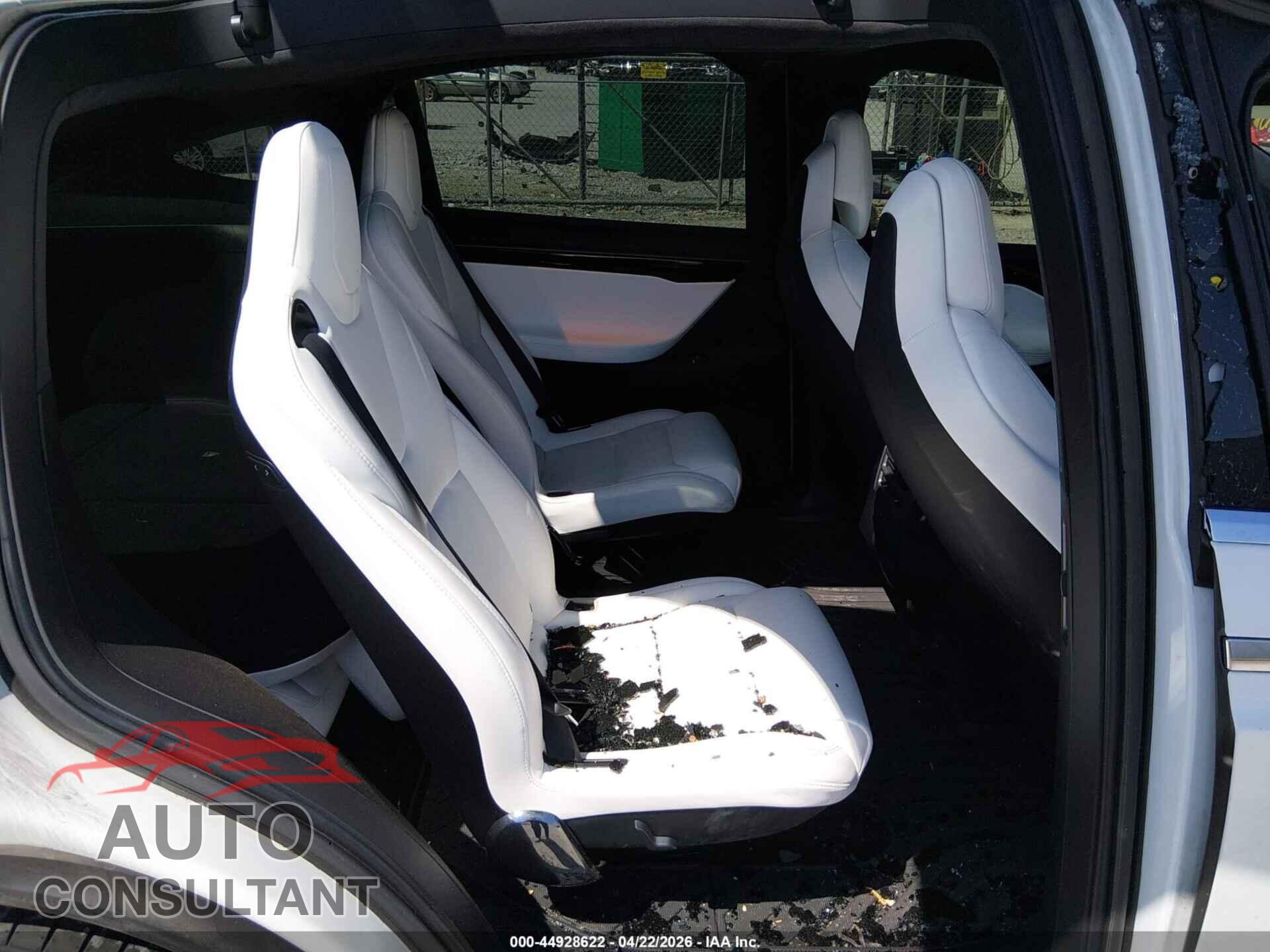 TESLA MODEL X 2018 - 5YJXCBE21JF103278