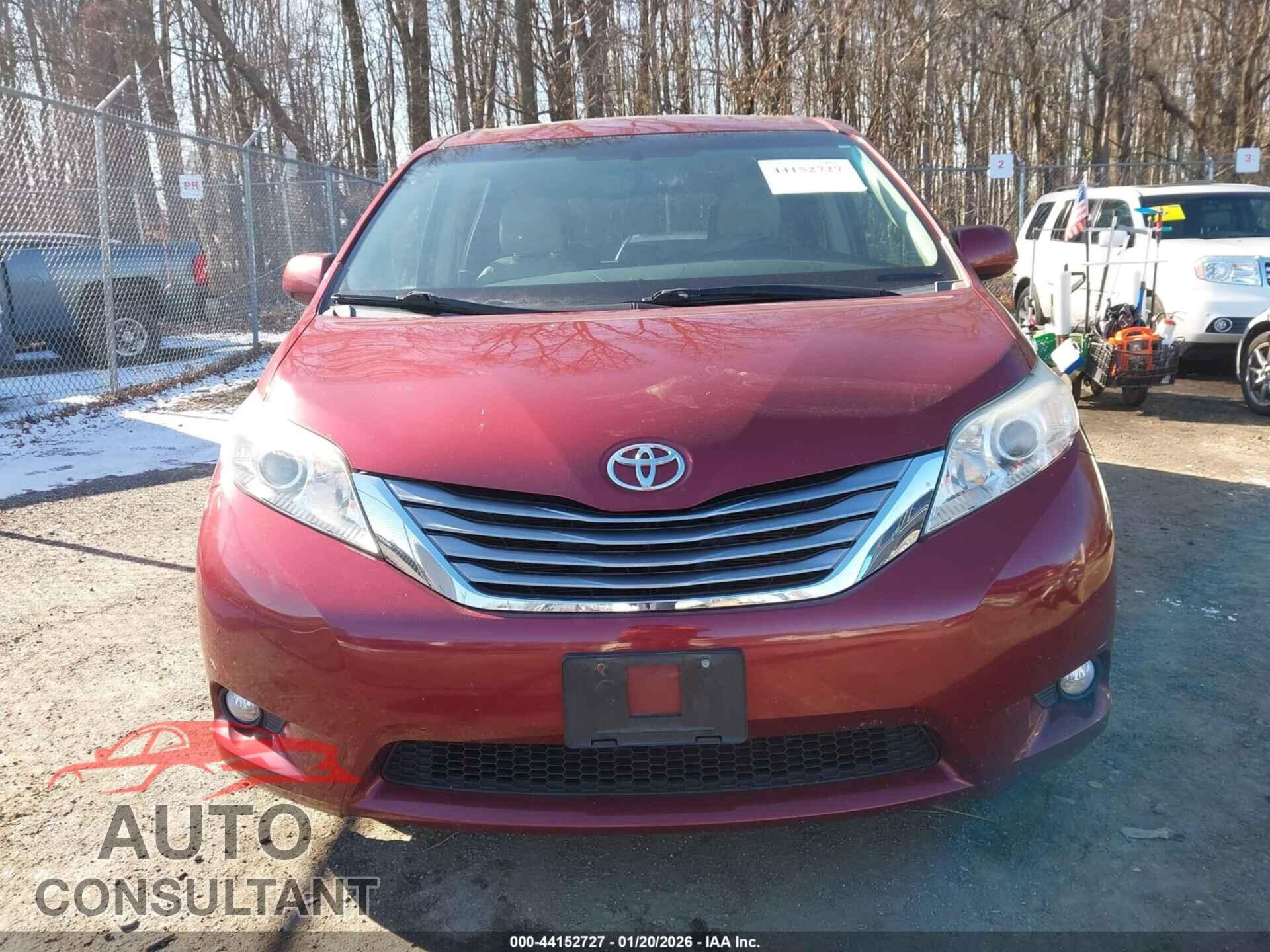 TOYOTA SIENNA 2015 - 5TDYK3DC4FS543473
