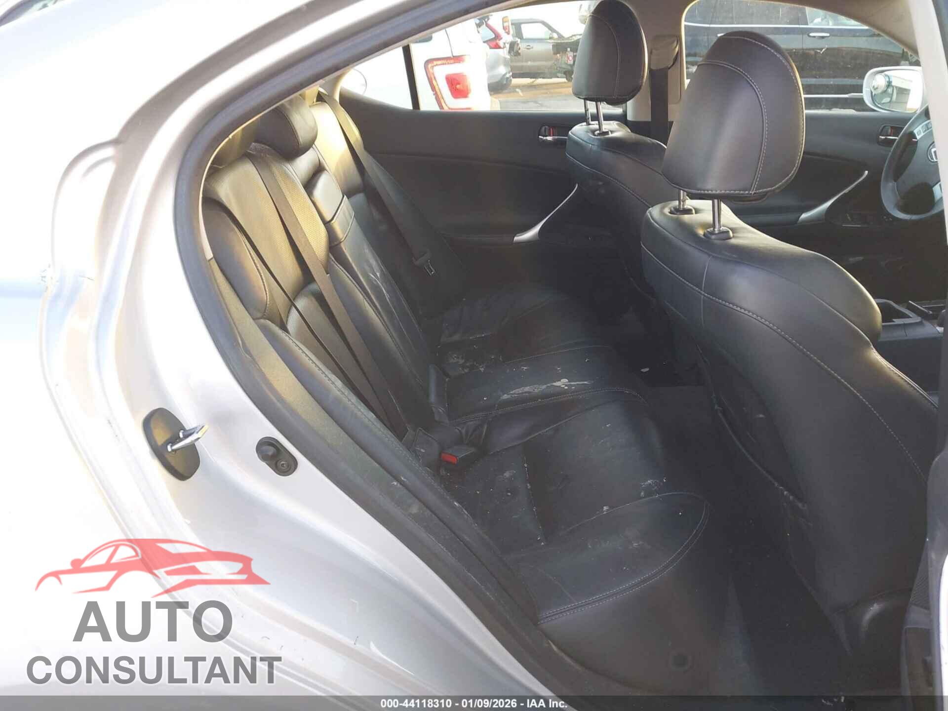 LEXUS IS 350 2011 - JTHCE5C25B5000931