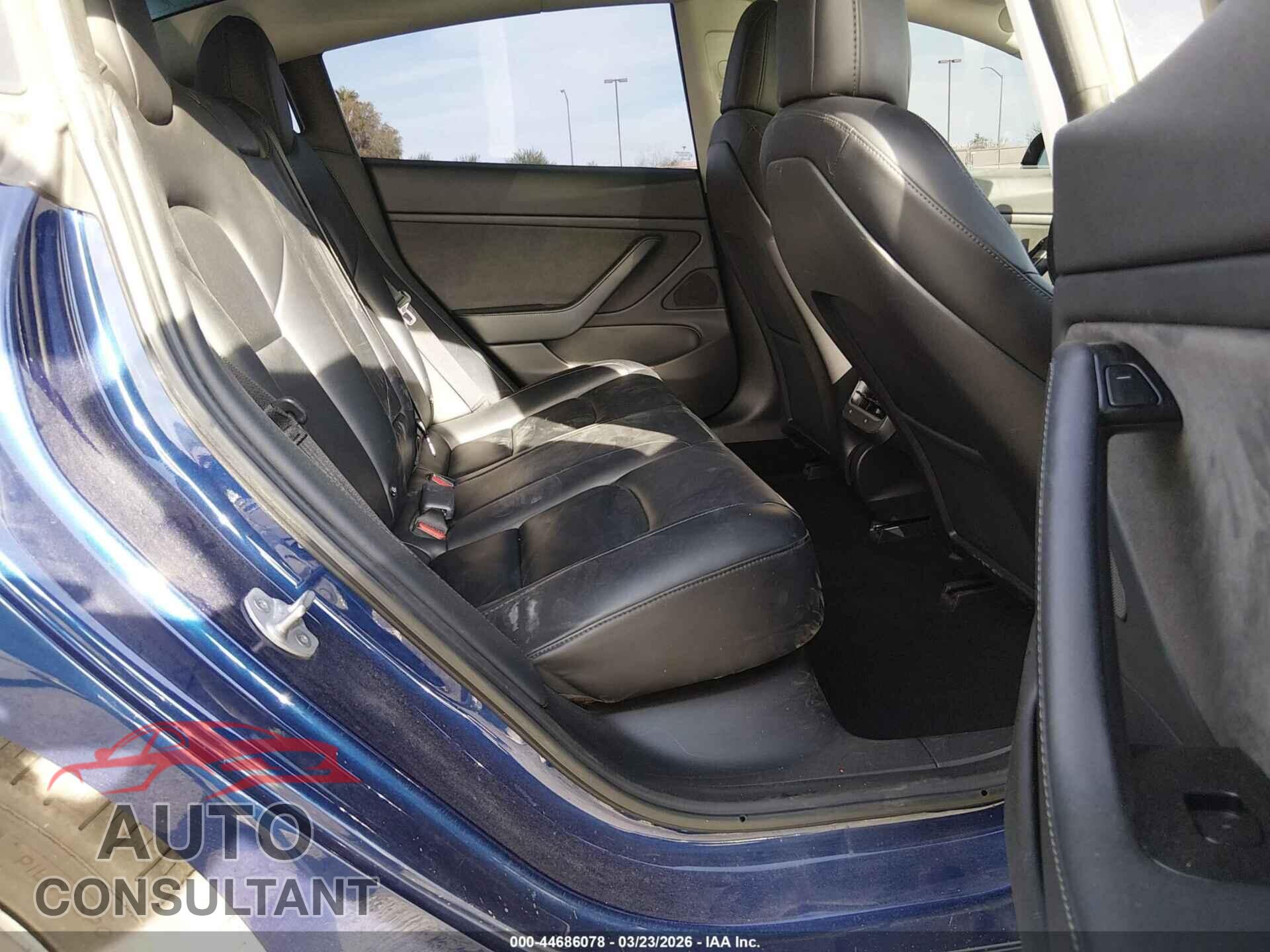 TESLA MODEL 3 2018 - 5YJ3E1EA0JF160548